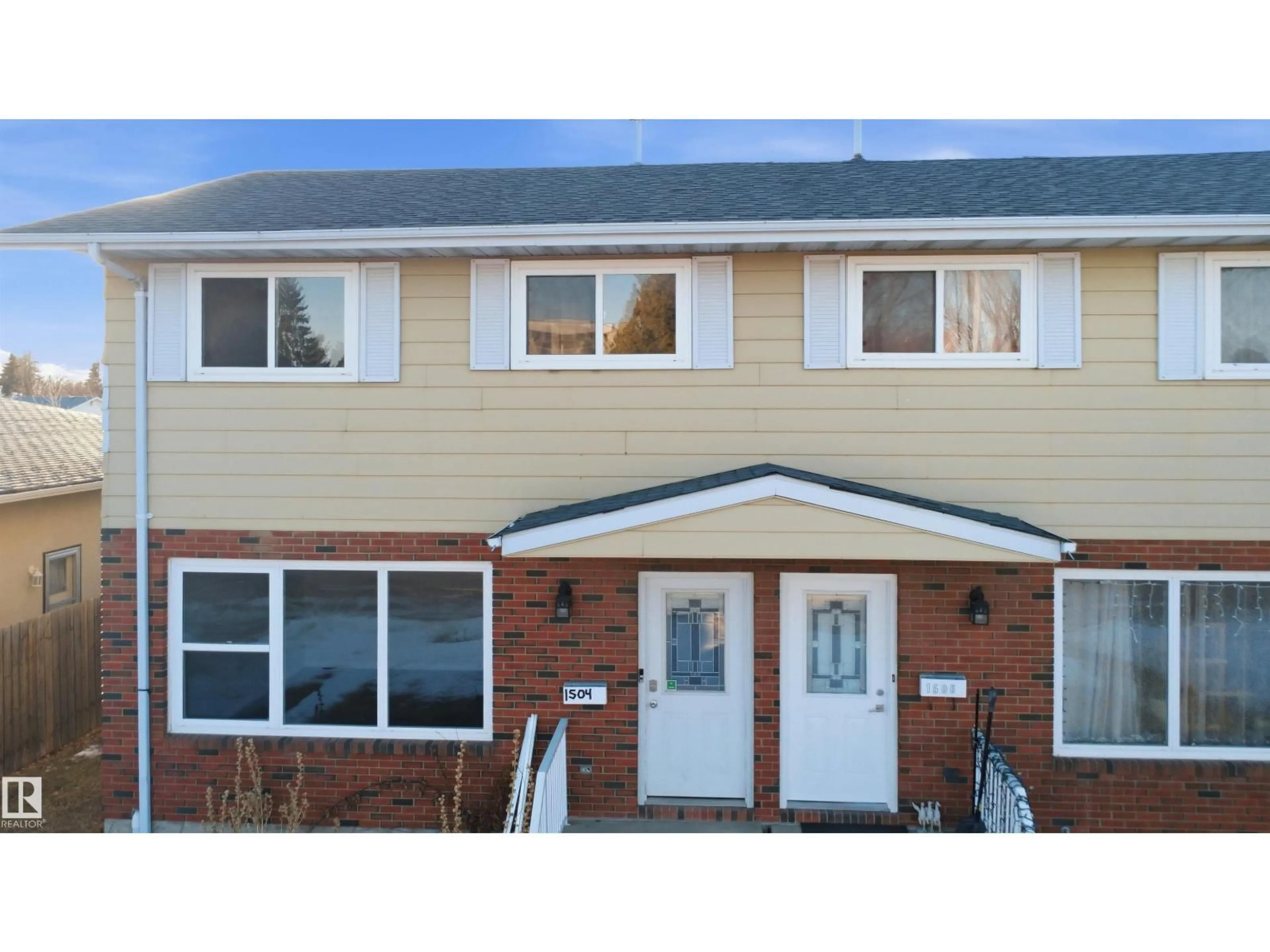 Home with vinyl exterior material, unknown for 1504 62 ST, Edmonton Alberta T6L1S8