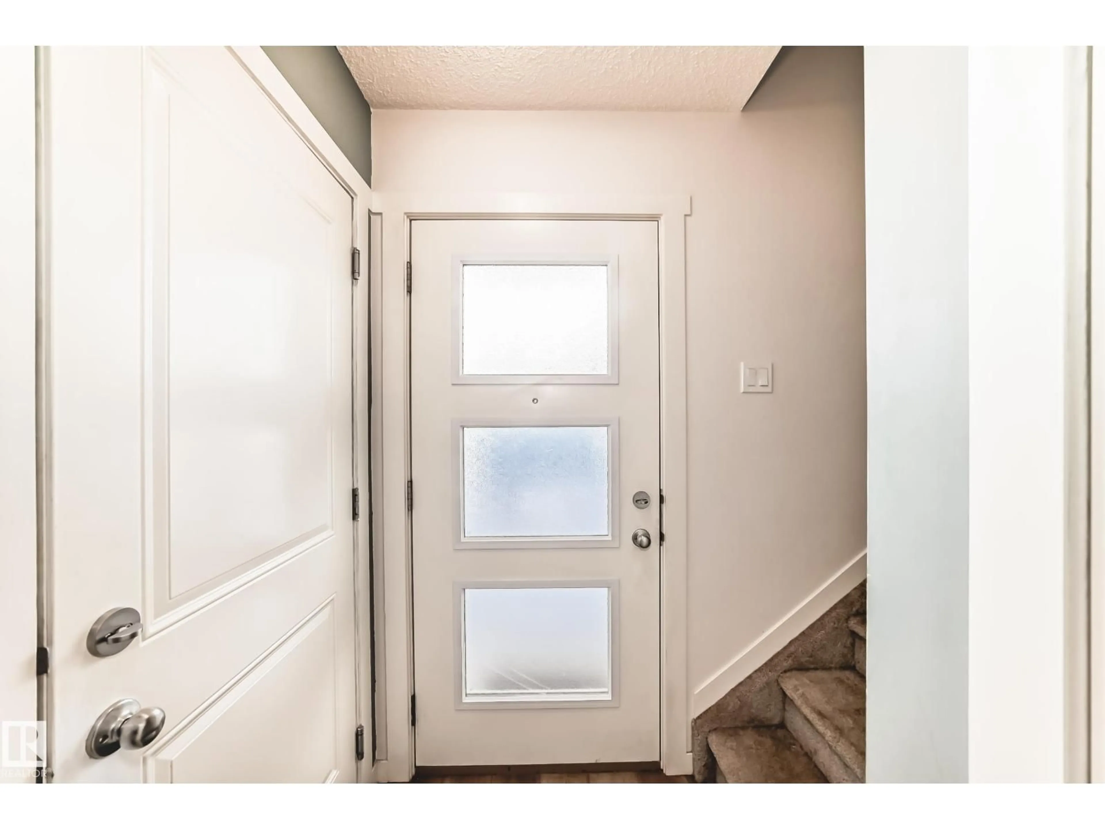 Indoor entryway for #83 - 1203 163 ST, Edmonton Alberta T6W3X1
