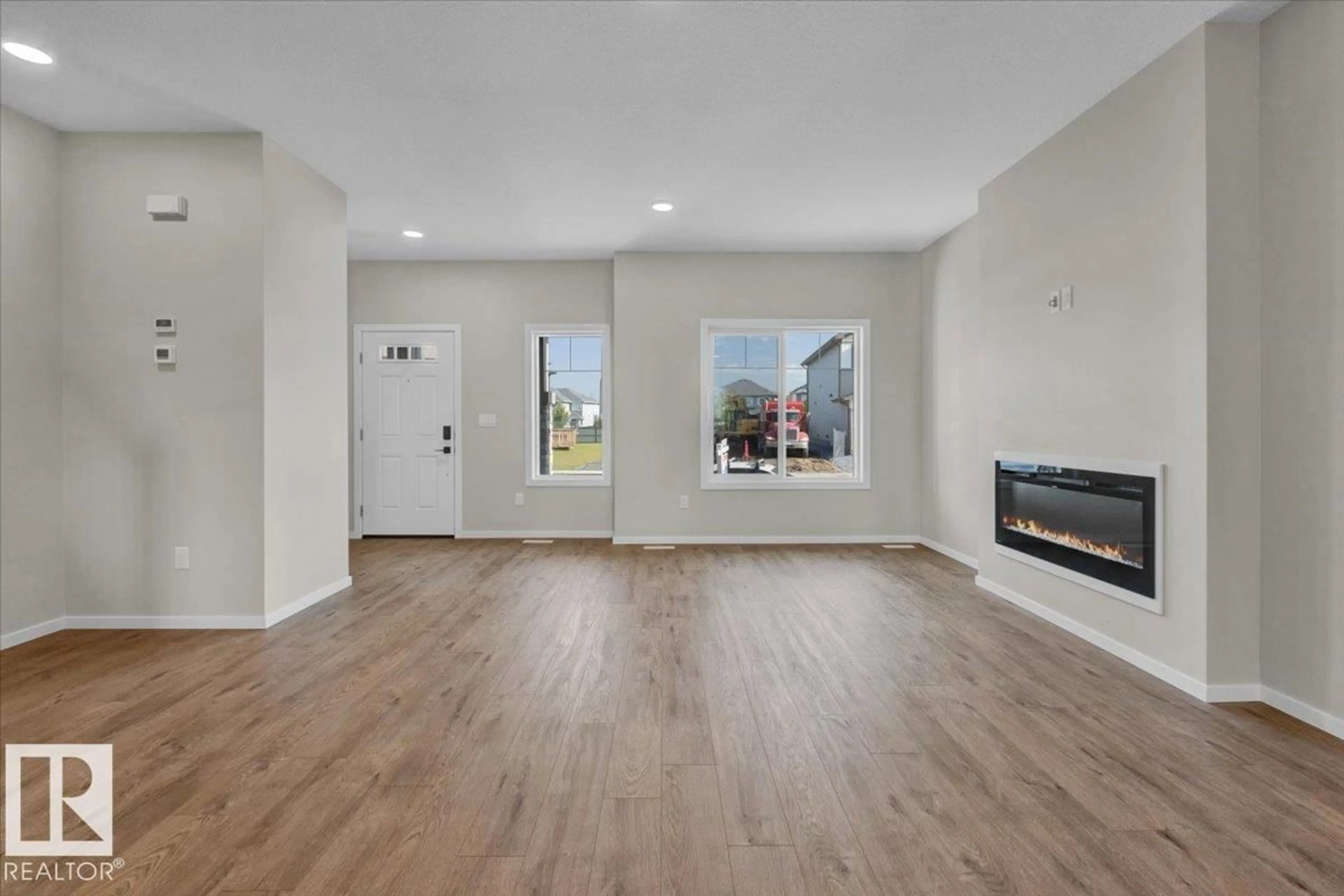 A pic of a room for 1096 MCLEOD AV, Spruce Grove Alberta T7X4G8