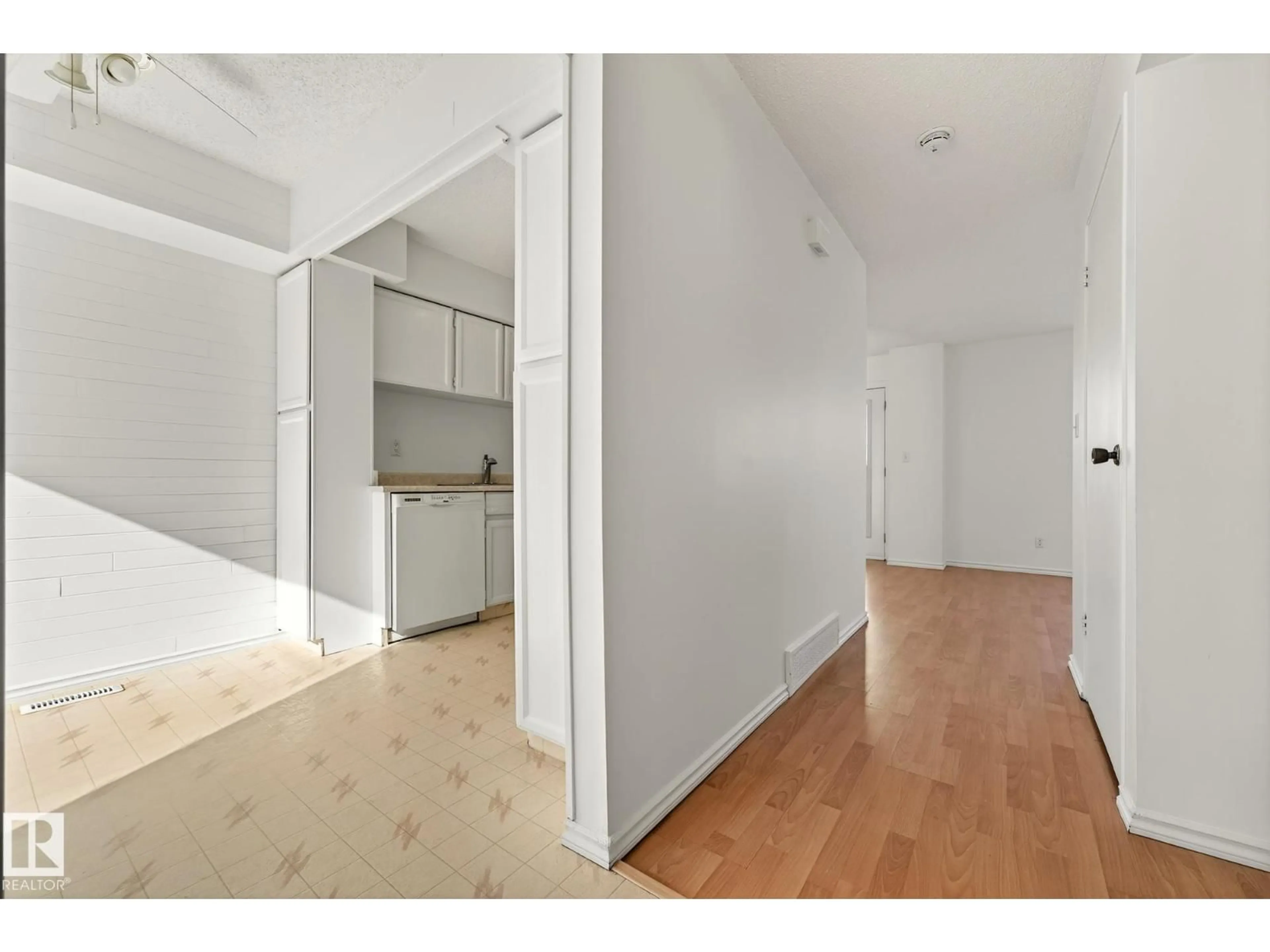 A pic of a room for 280 GRANDIN VG, St. Albert Alberta T8N2R6