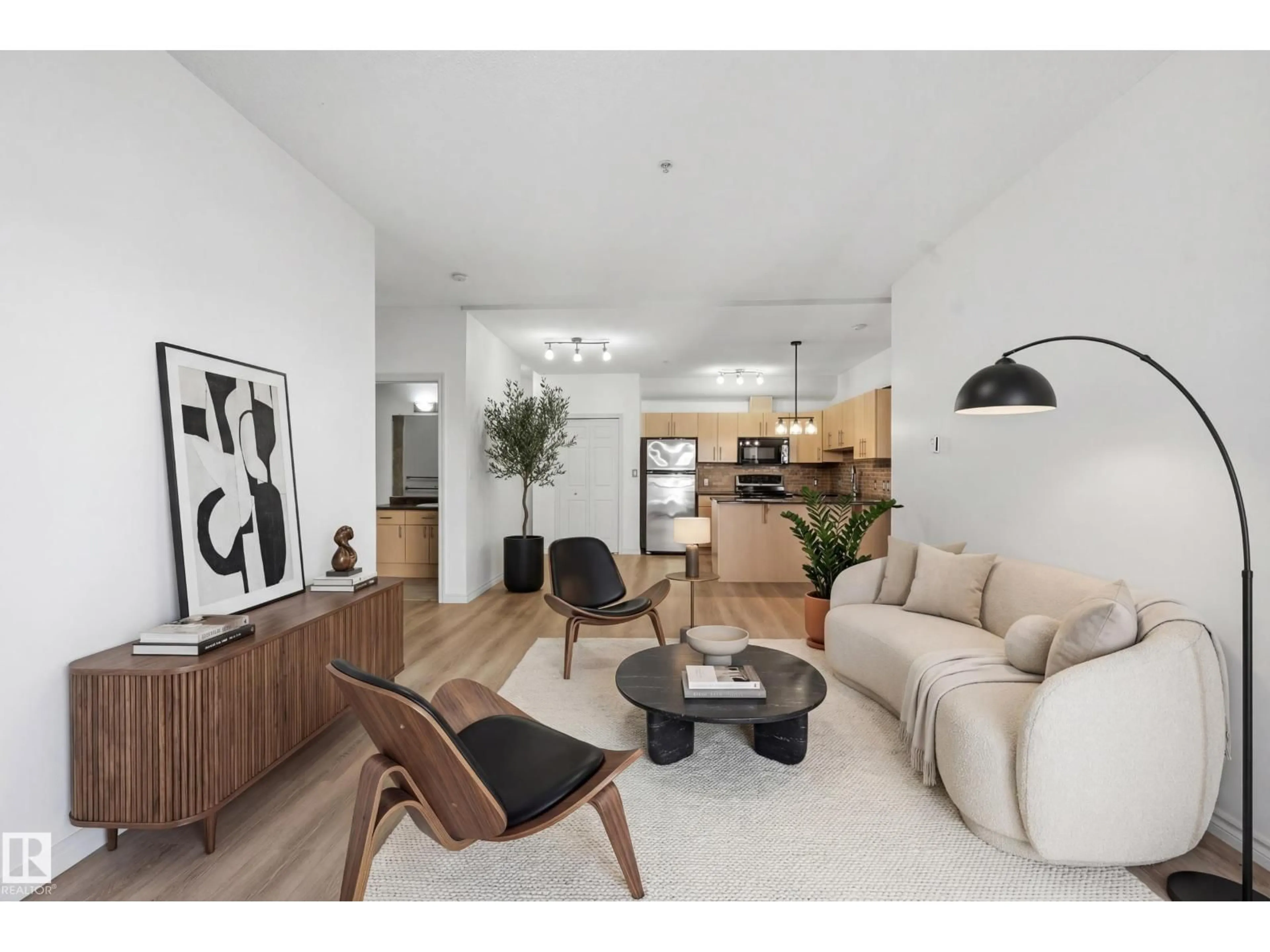 Living room with furniture, unknown for 517 - 10235 112 ST NW, Edmonton Alberta T5K1M7