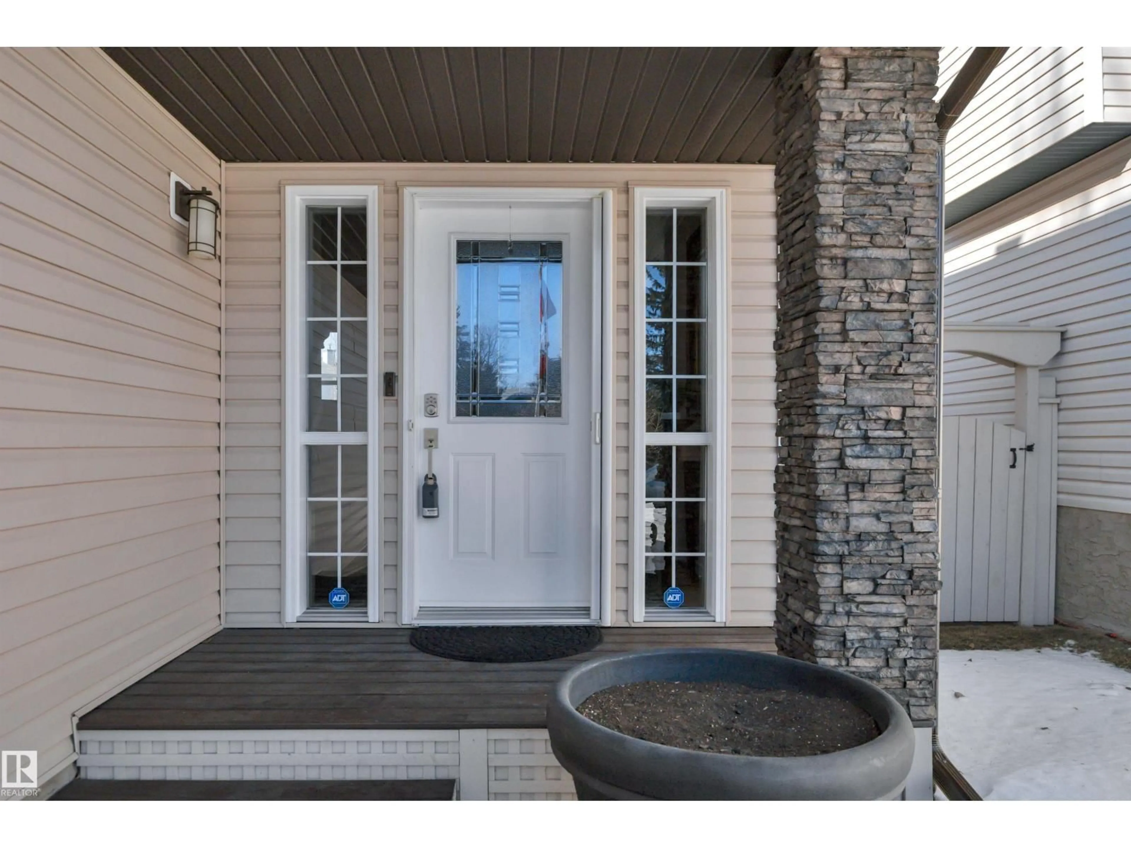 Indoor entryway for 3110 42 ST, Leduc Alberta T9E6B8