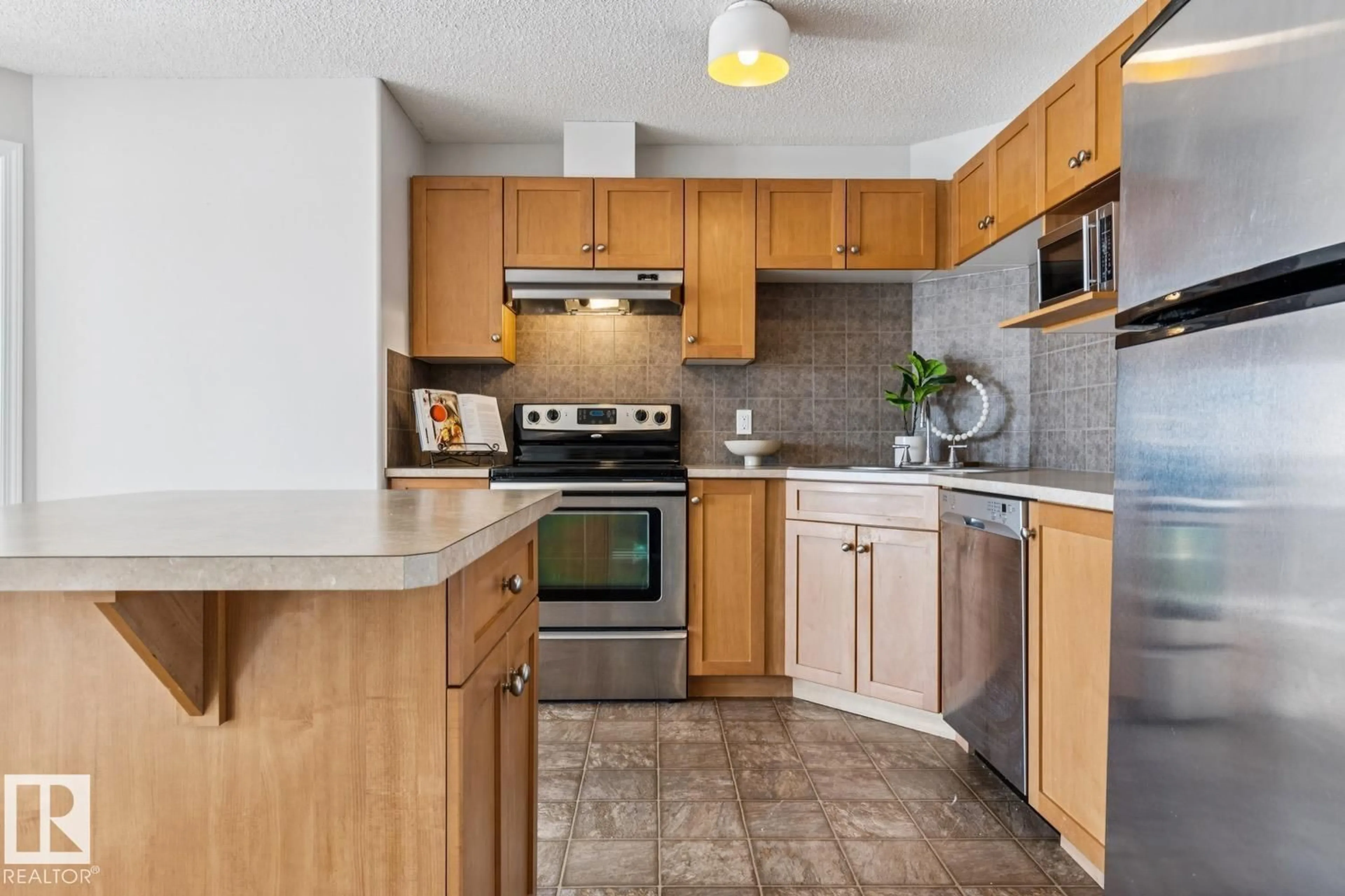 Standard kitchen, unknown for 9363 - 1320 SIMPSON DR, Edmonton Alberta T6R0N2