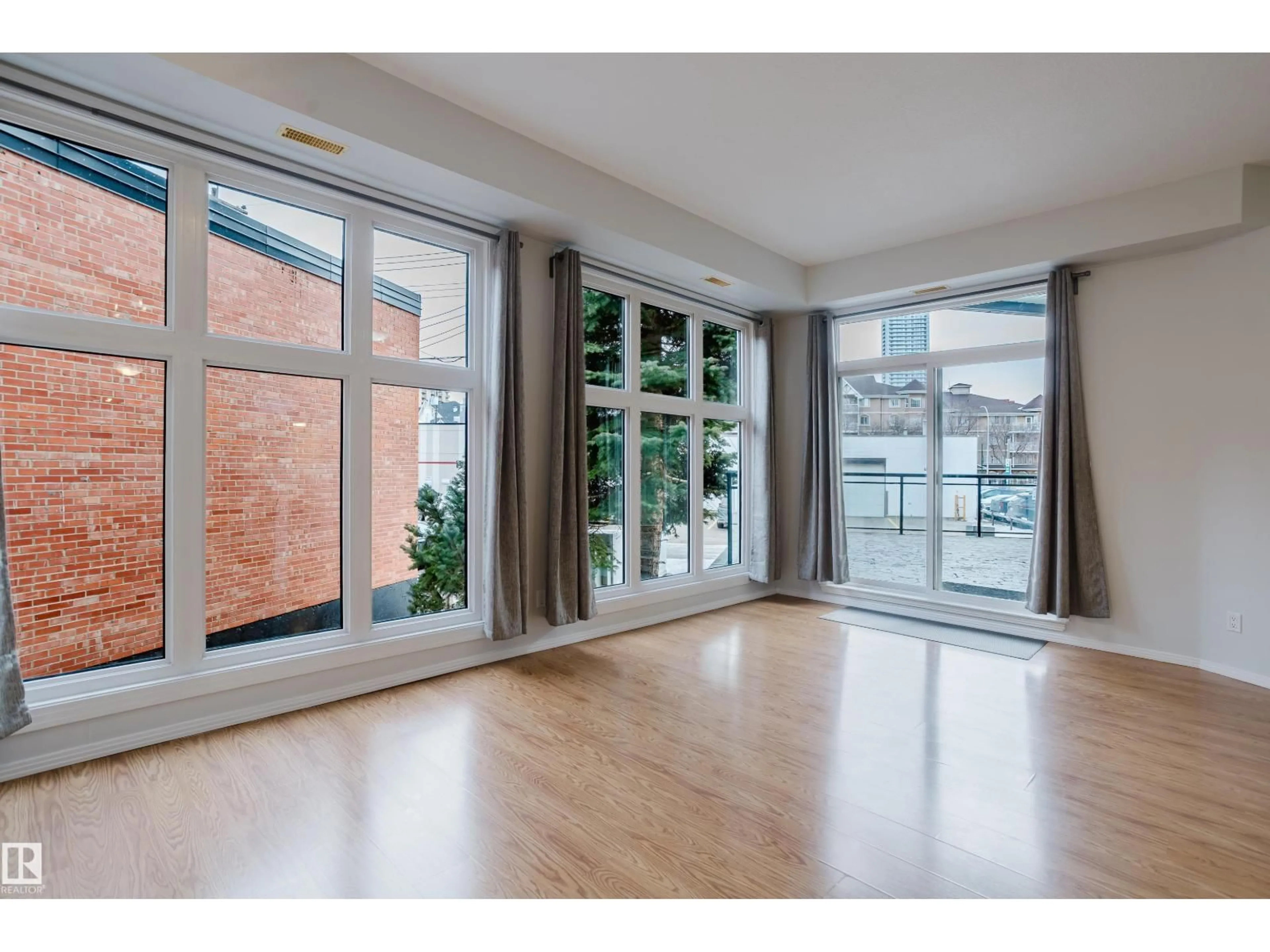 A pic of a room for 207 - 10147 112 ST, Edmonton Alberta T5K1M1