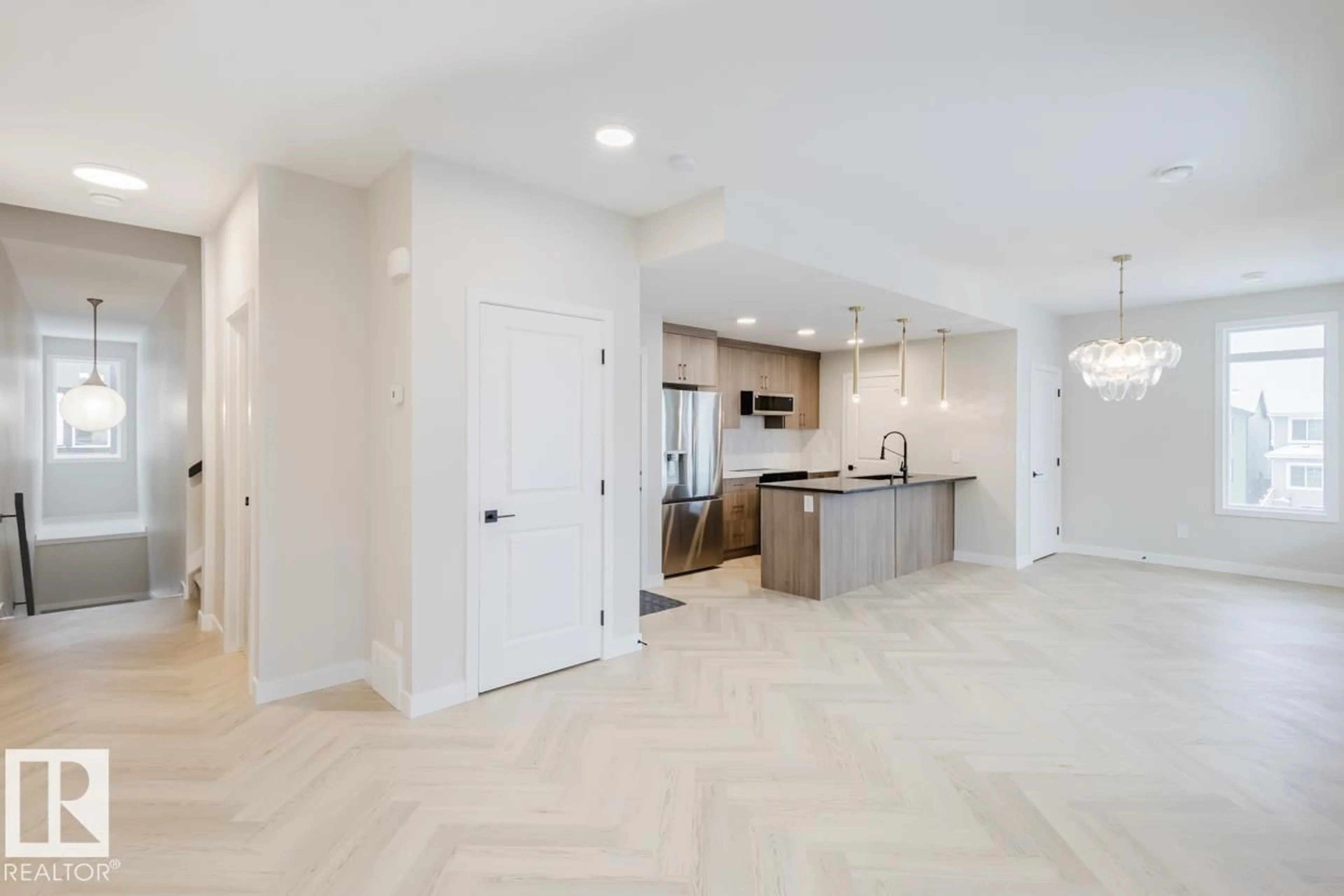 Open concept kitchen, unknown for #4 - 16231 19 AV, Edmonton Alberta T6W5C6