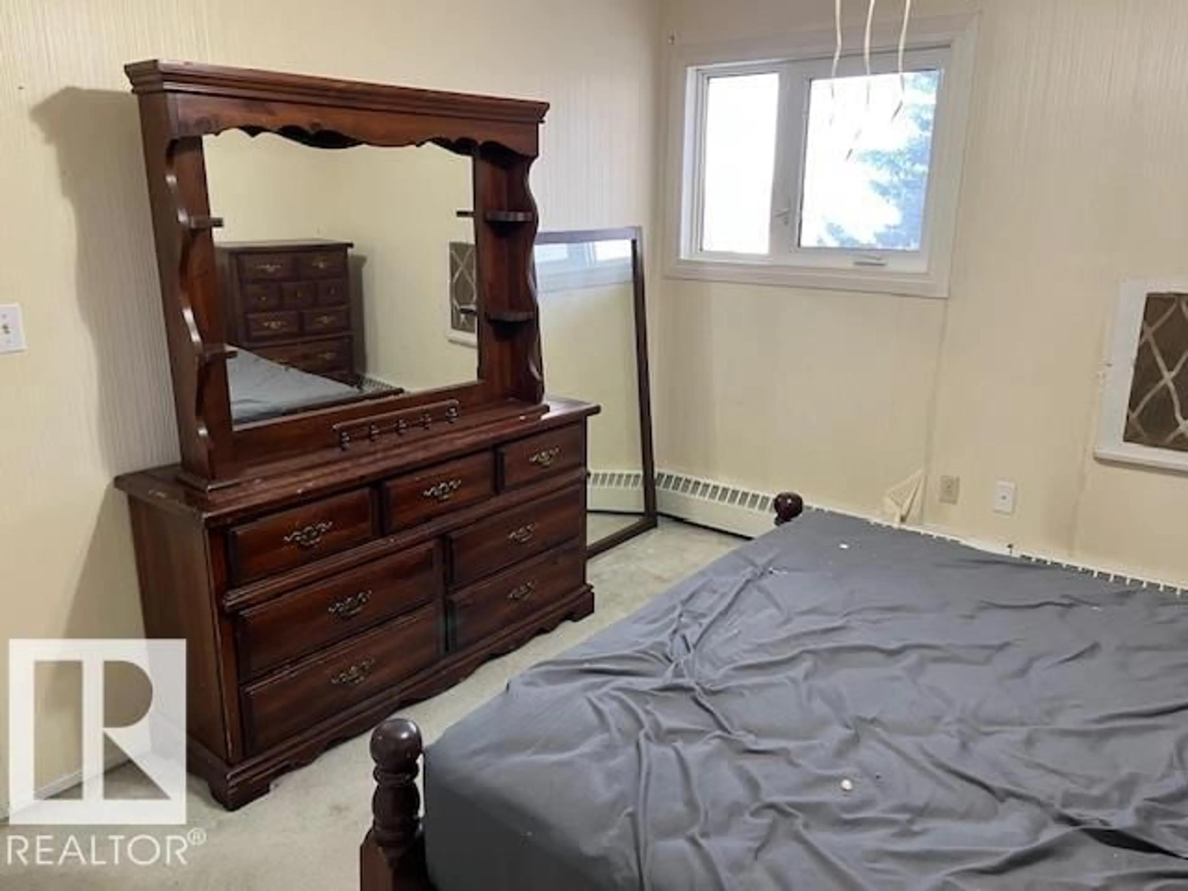 A pic of a room for #403 - 18004 95 AV, Edmonton Alberta T5T5W3
