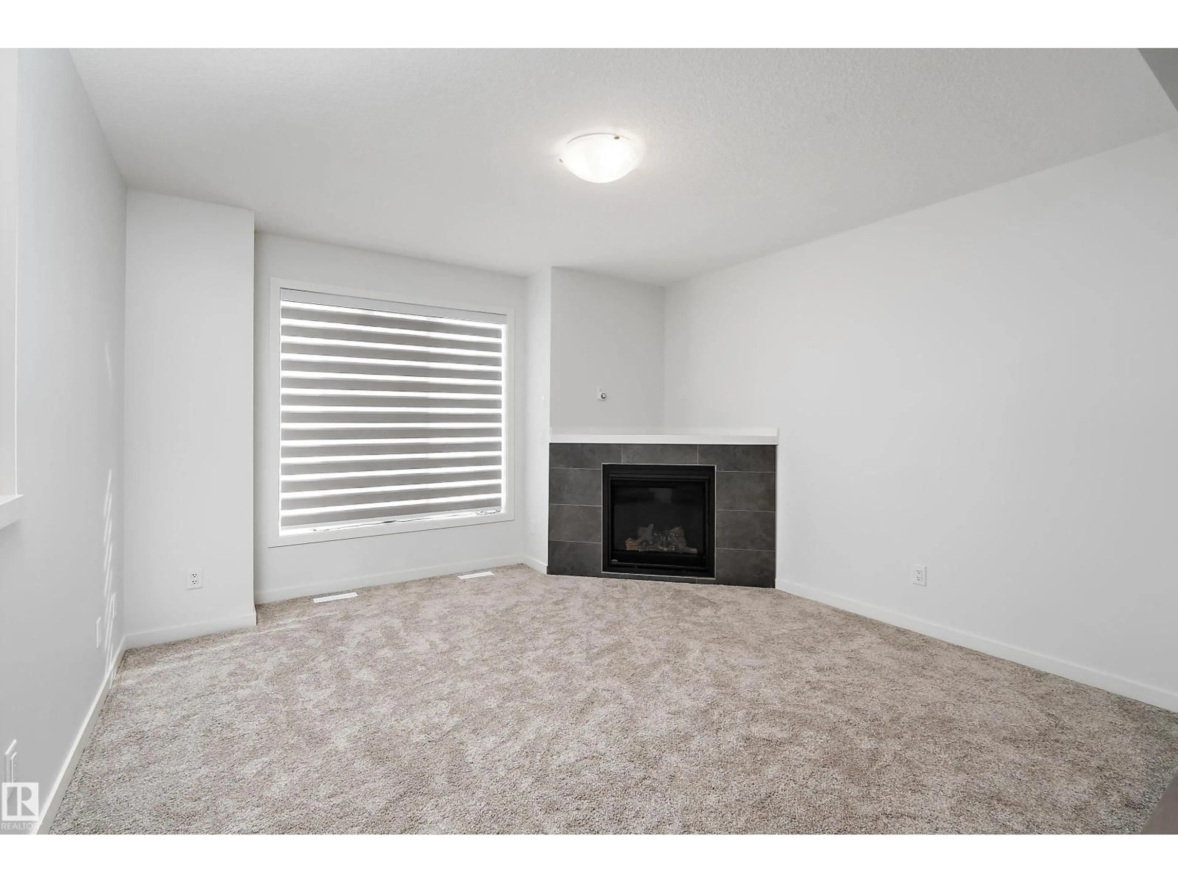 A pic of a room for NW - 11724 122 ST, Edmonton Alberta T5M0C3