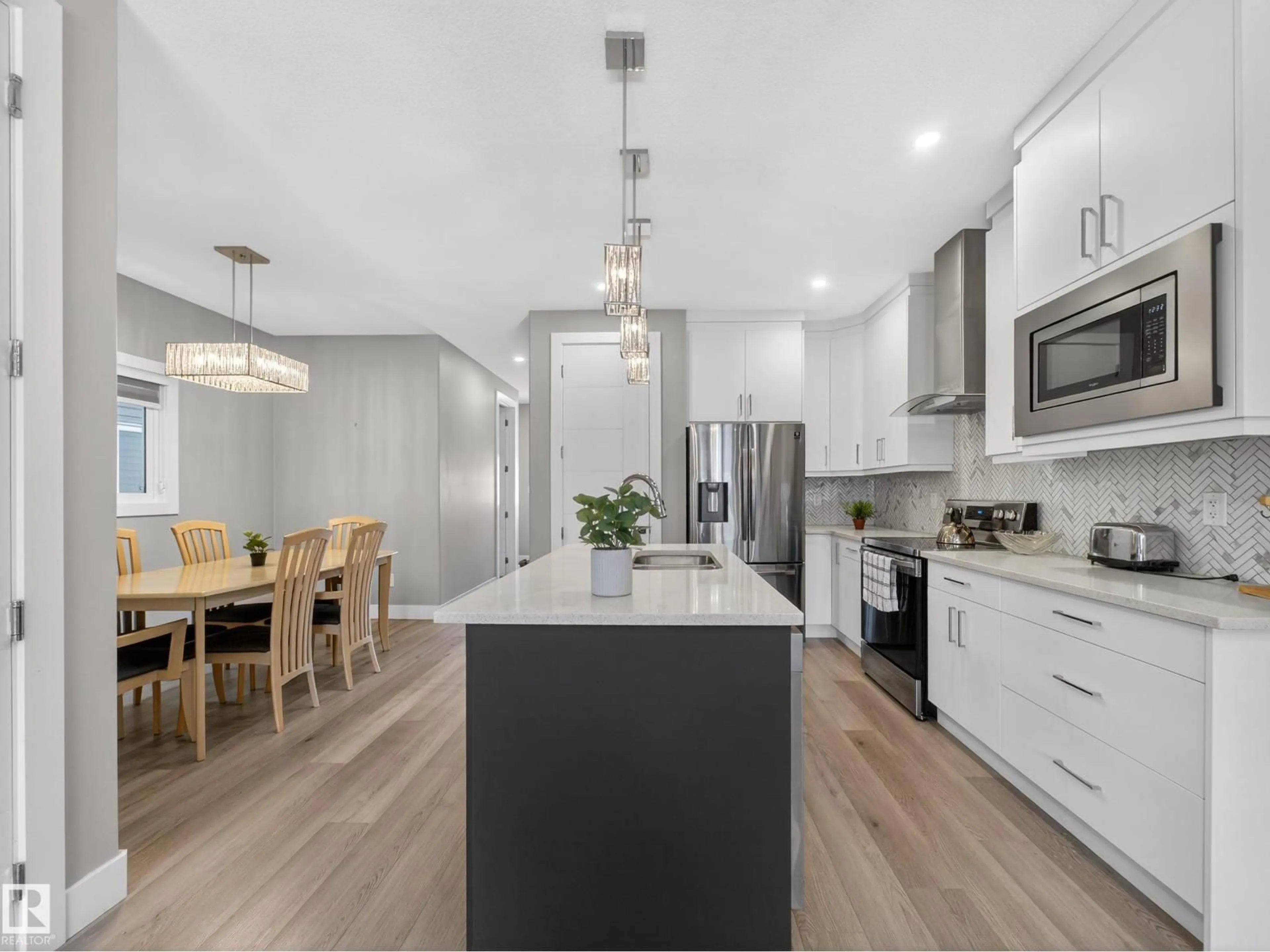 Open concept kitchen, unknown for SW - 9358 PEAR LINK LI, Edmonton Alberta T6X2V9