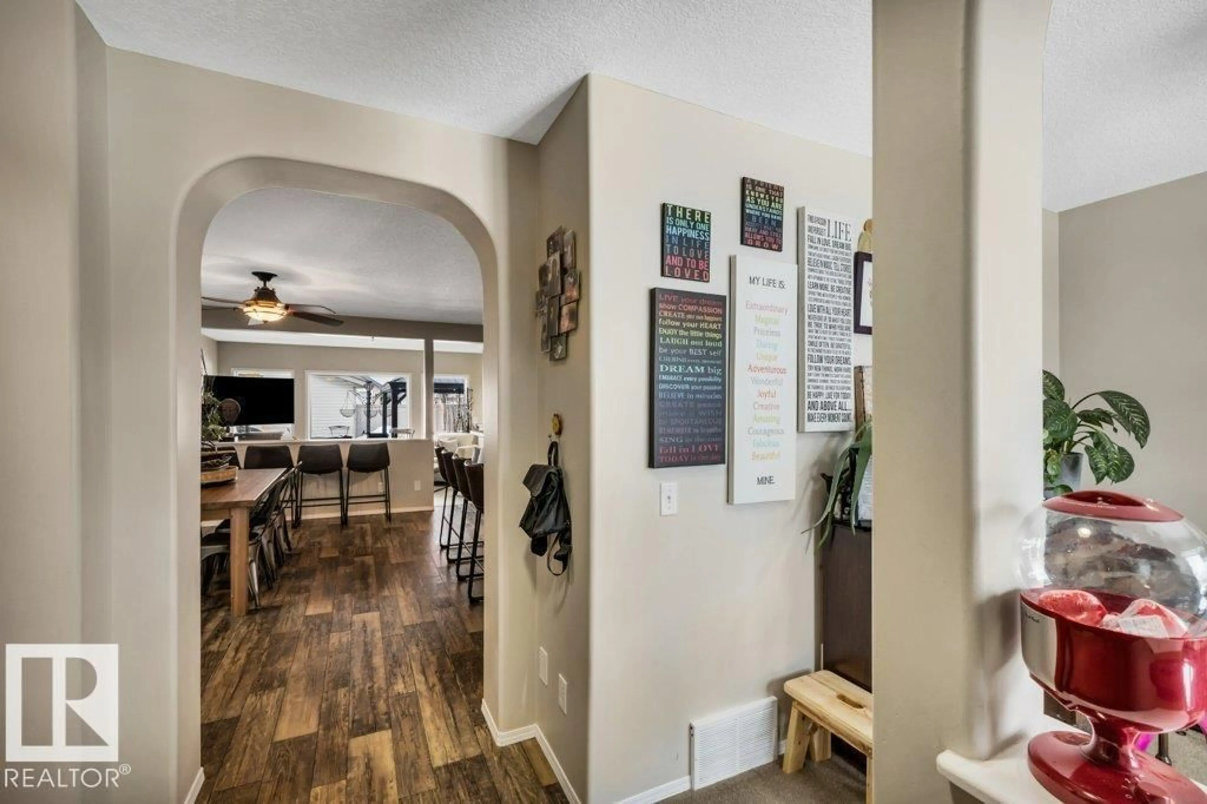 Unknown for NW - 1314 GEORGE CL, Edmonton Alberta T5T6S2