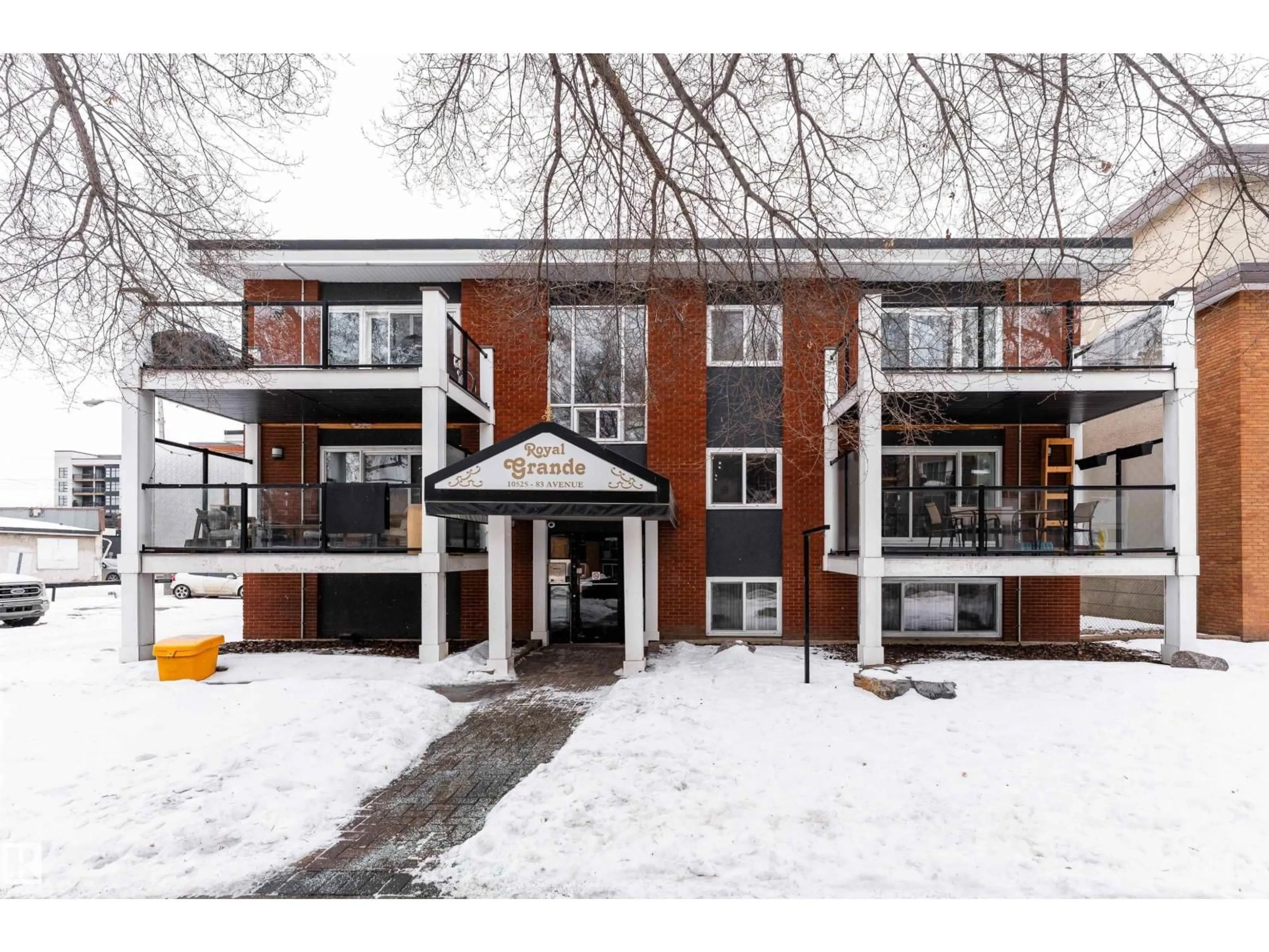 Home with brick exterior material, building for #7 - 10525 83 AV, Edmonton Alberta T6E2E1