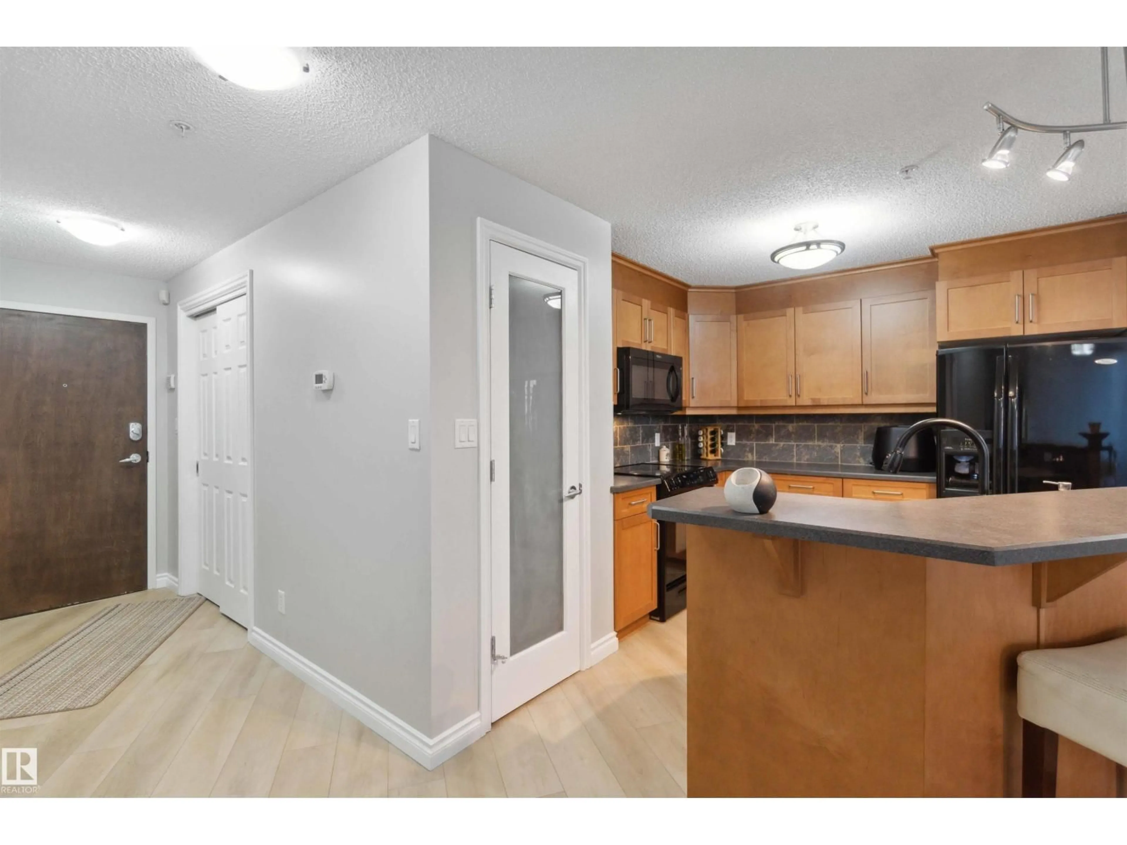 Standard kitchen, unknown for #402 - 9020 JASPER AV, Edmonton Alberta T5H3S8