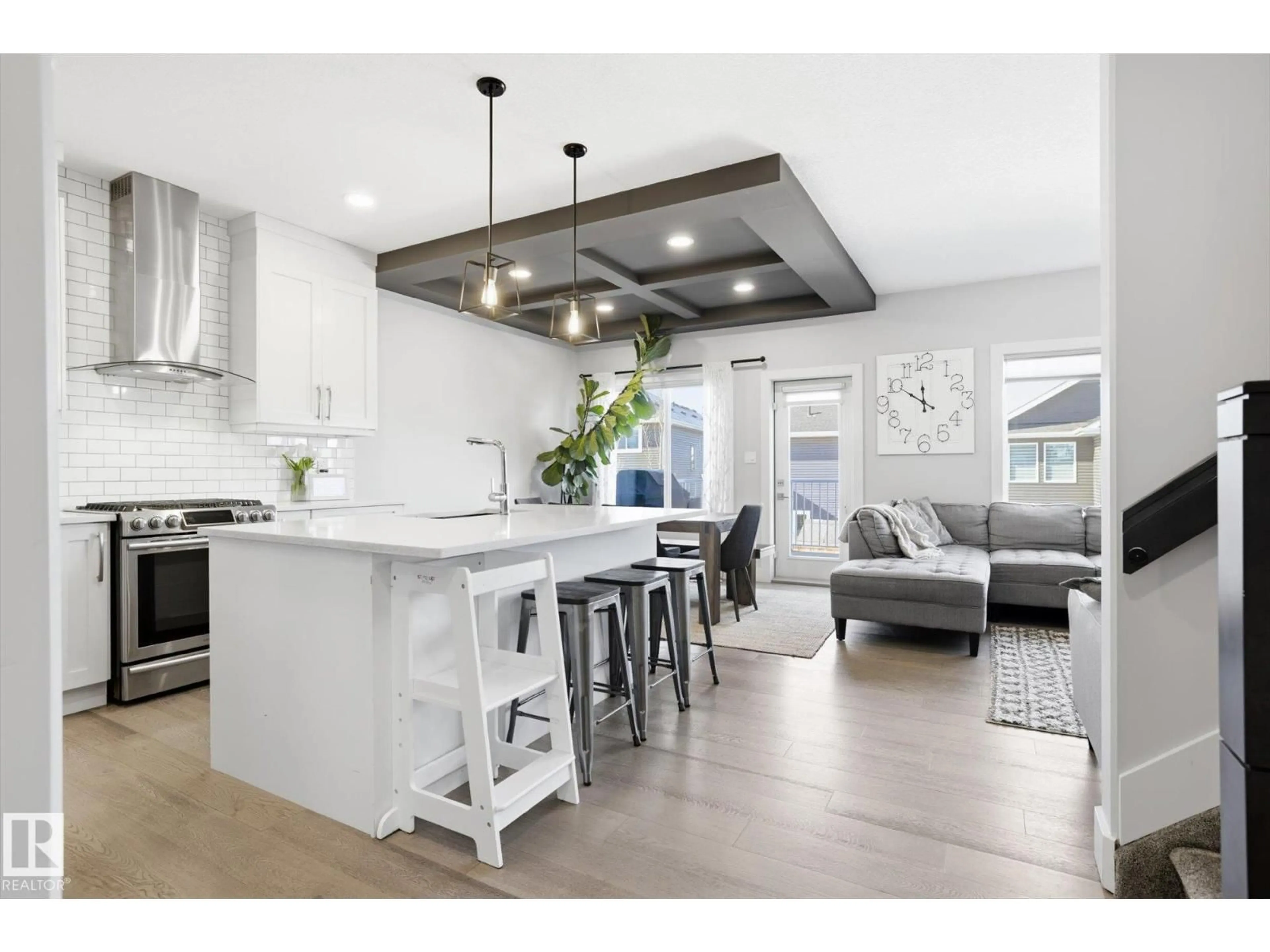 Open concept kitchen, unknown for 1815 TANAGER CL, Edmonton Alberta T5S0N2