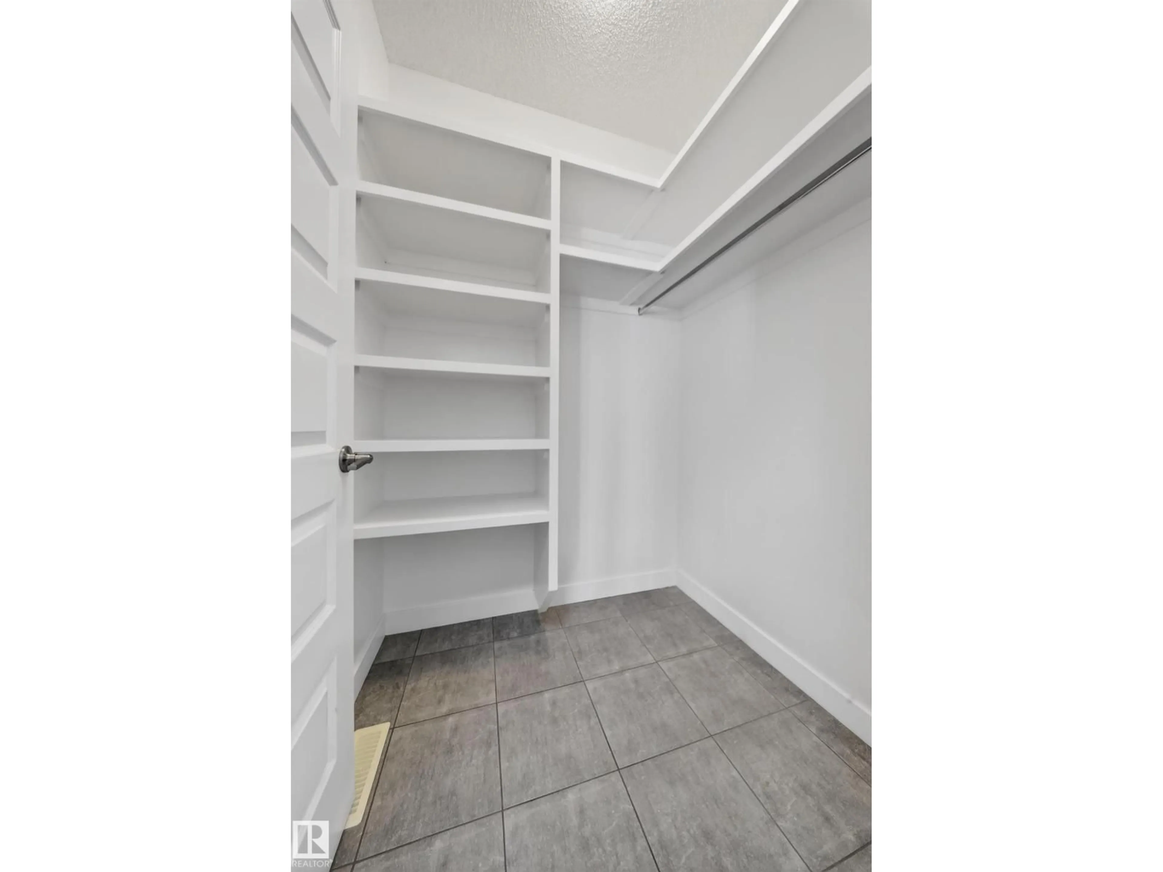 Storage room or clothes room or walk-in closet for 1234 DANIELS CR, Edmonton Alberta T6W3V6
