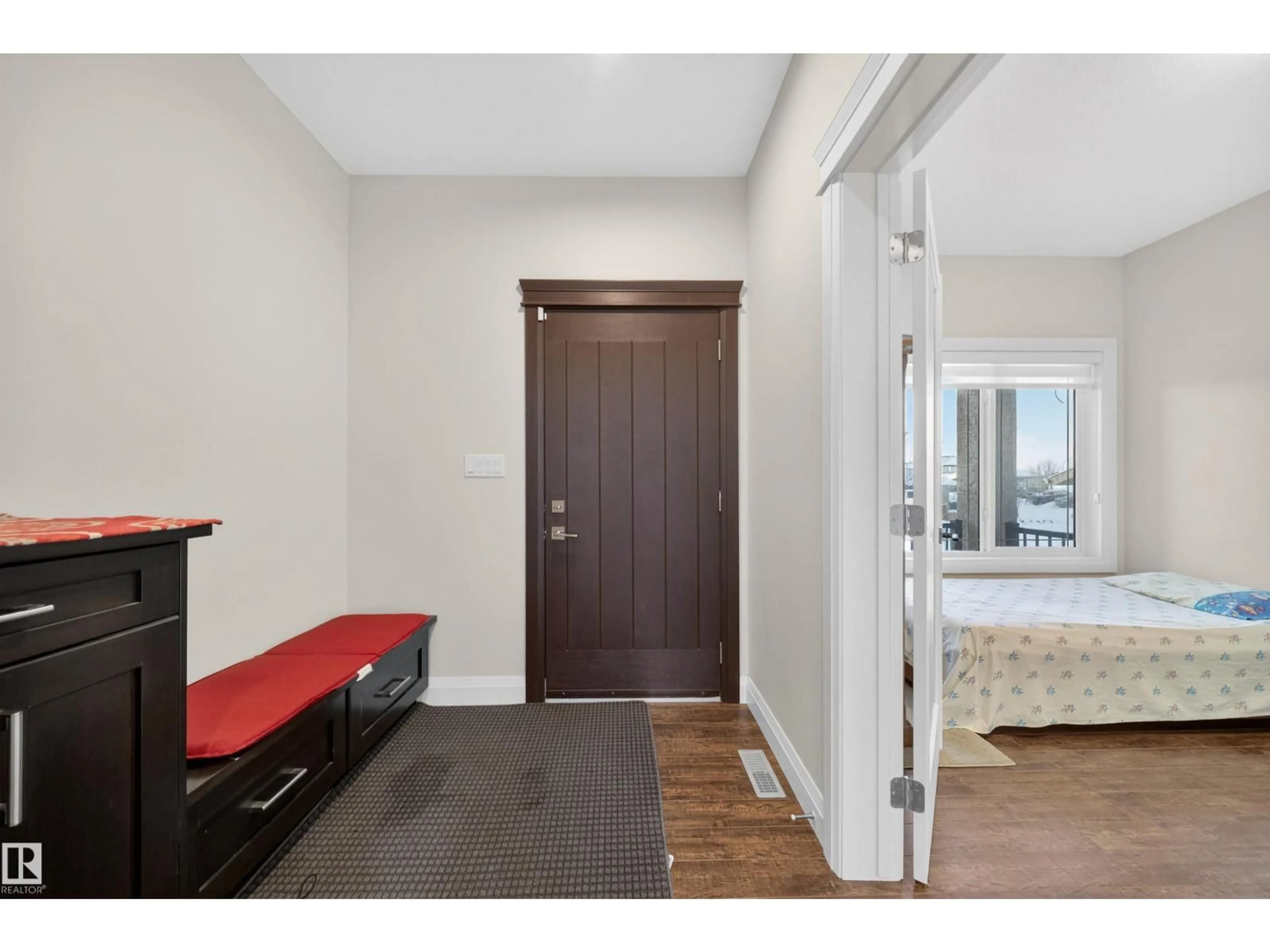 Indoor entryway for 3 SHOREWOOD CR, Leduc Alberta T9E0K9