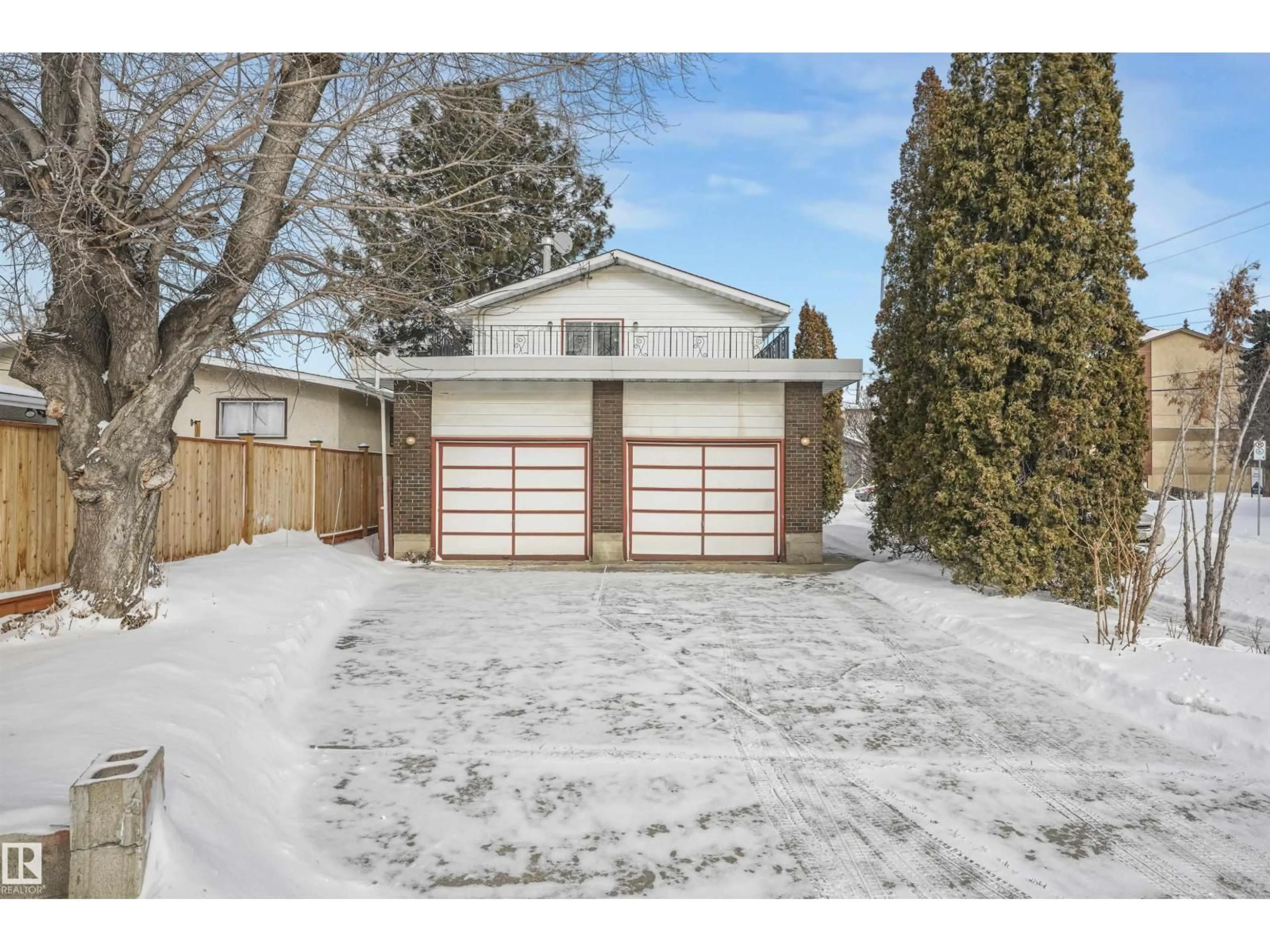 Unknown for 8016 73 ST, Edmonton Alberta T6B1Z8