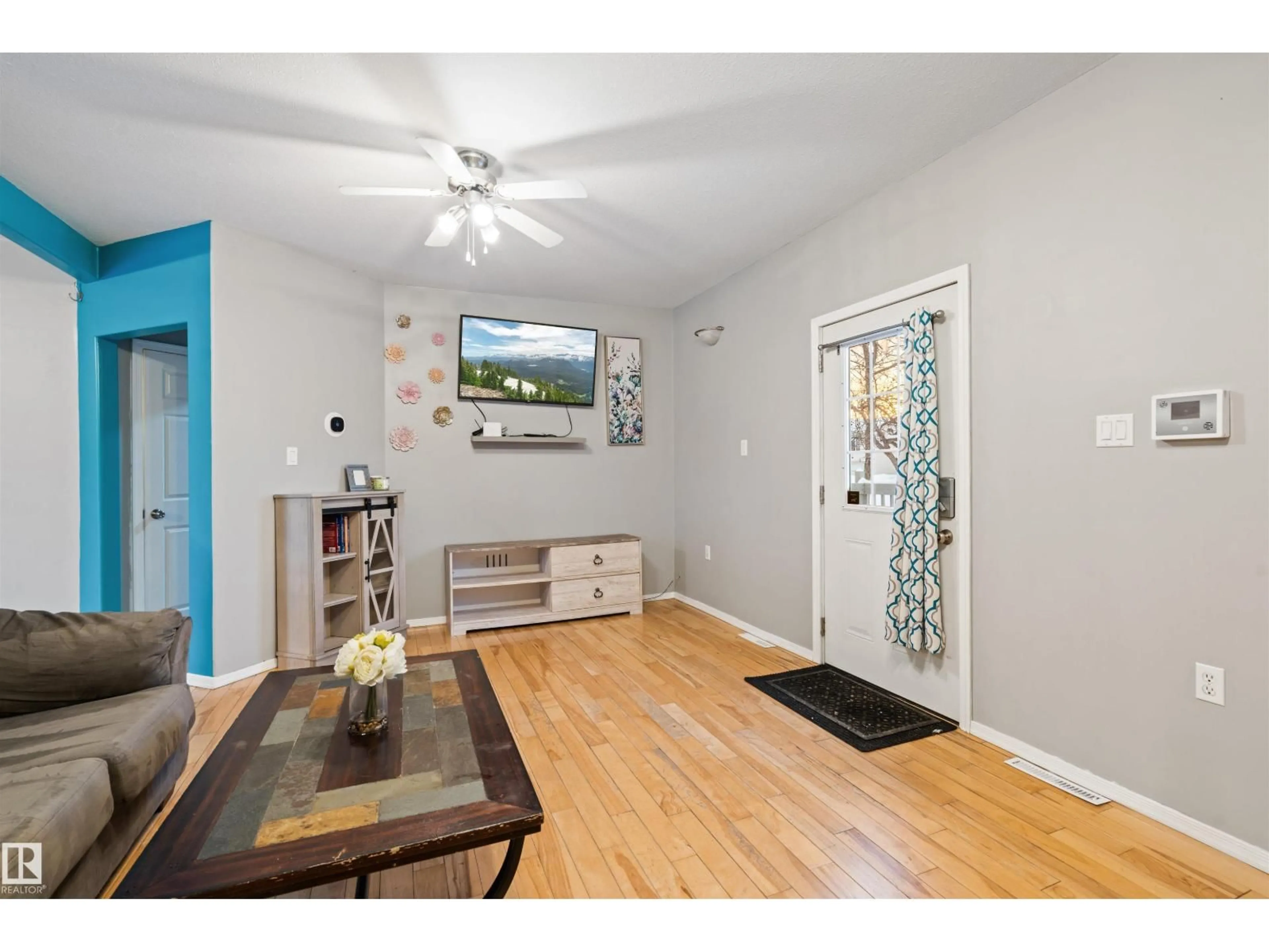 Unknown for 4713 48 ST, Cold Lake Alberta T9M1Y4