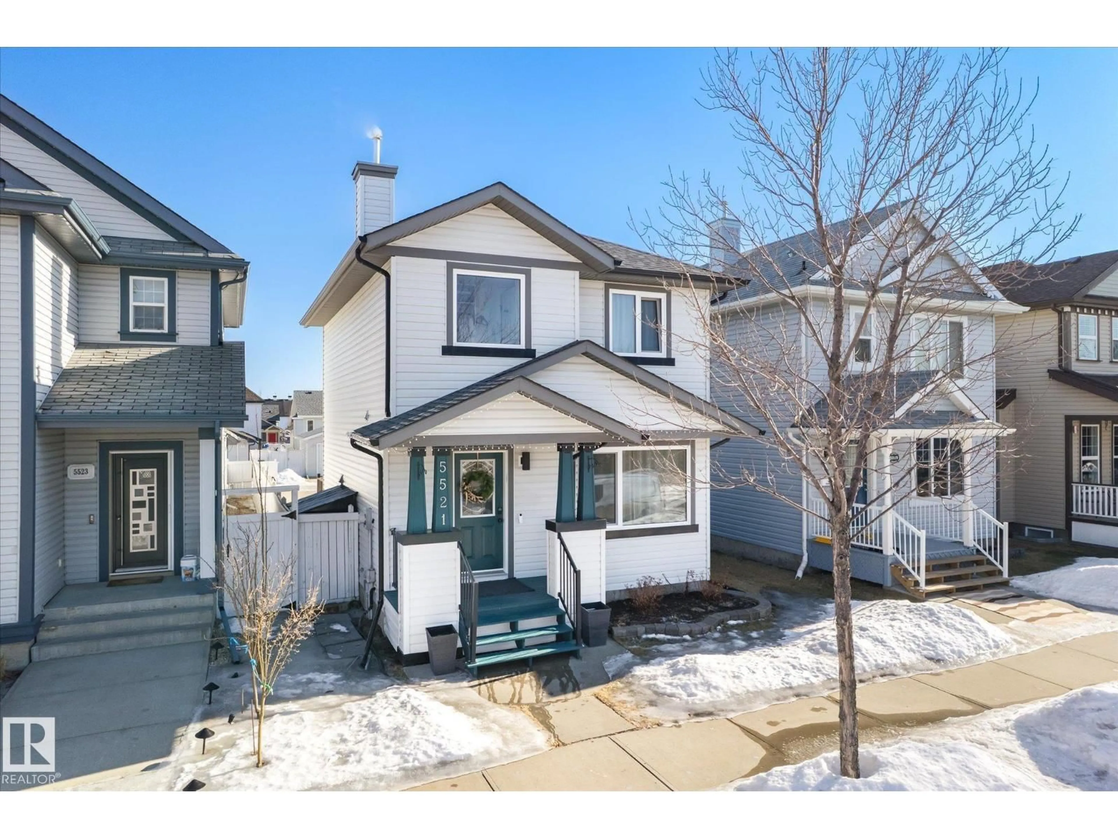 A pic from outside/outdoor area/front of a property/back of a property/a pic from drone, street for 5521 STEVENS CR, Edmonton Alberta T6R3R4