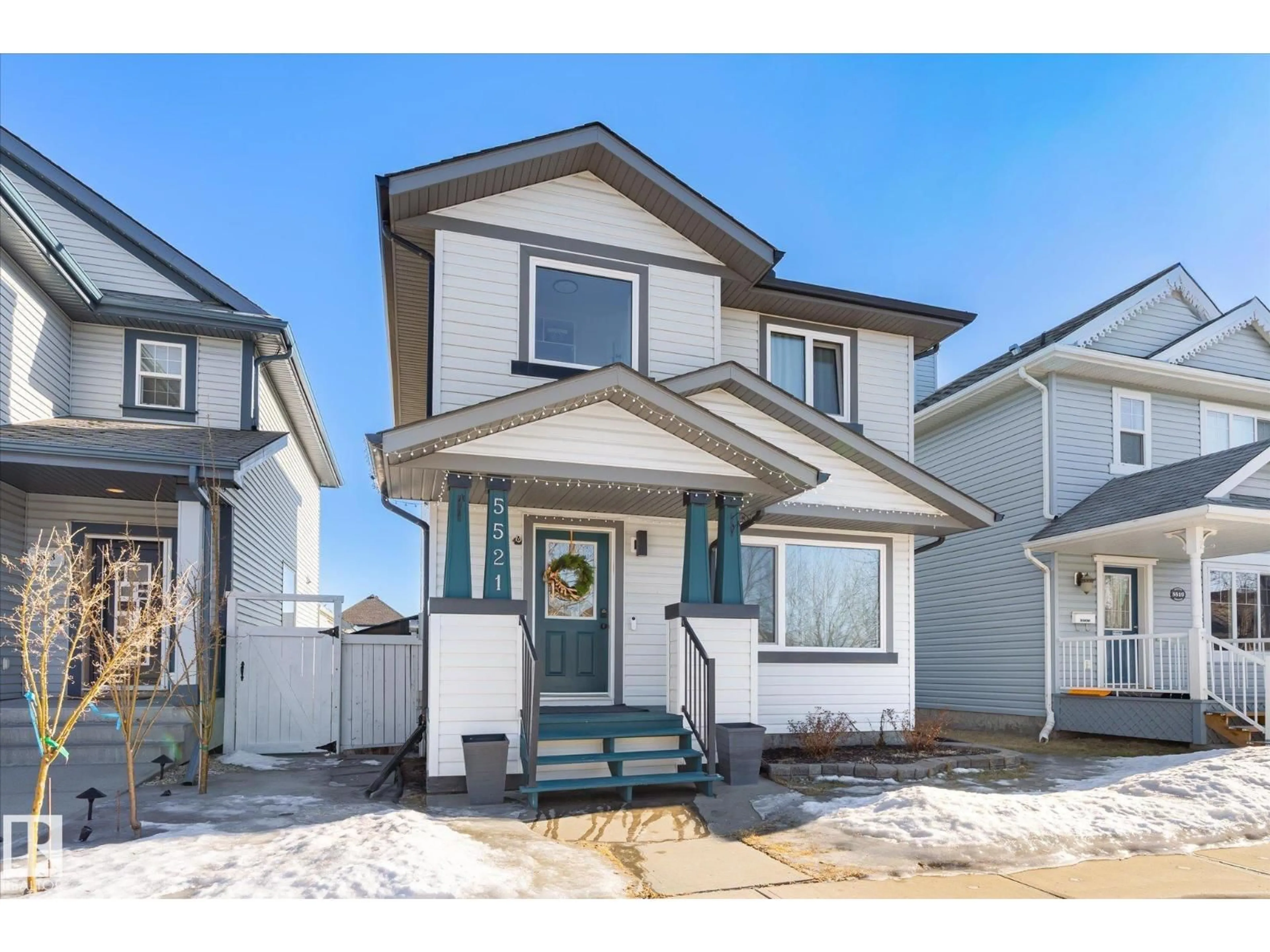 Home with vinyl exterior material, street for 5521 STEVENS CR, Edmonton Alberta T6R3R4