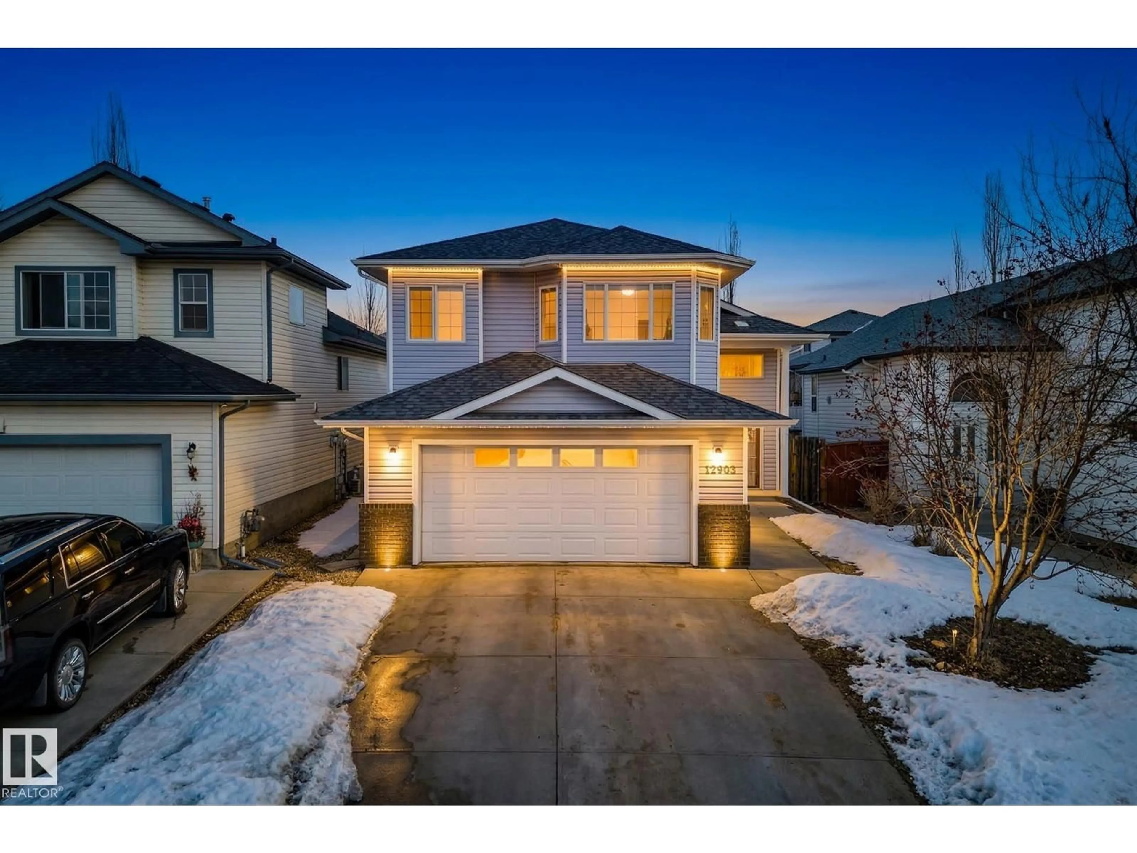 A pic from outside/outdoor area/front of a property/back of a property/a pic from drone, street for 12942 160A AV, Edmonton Alberta T6V1R3
