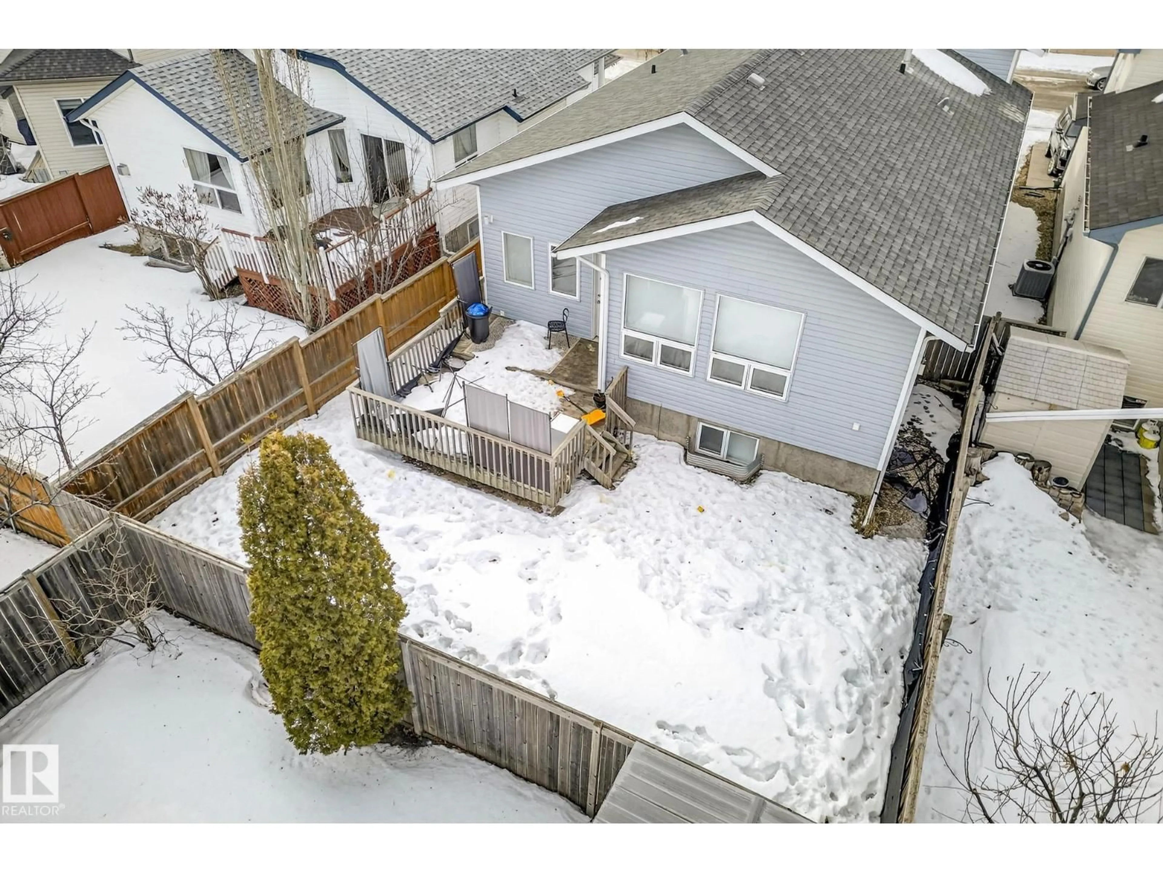 A pic from outside/outdoor area/front of a property/back of a property/a pic from drone, street for 12942 160A AV, Edmonton Alberta T6V1R3