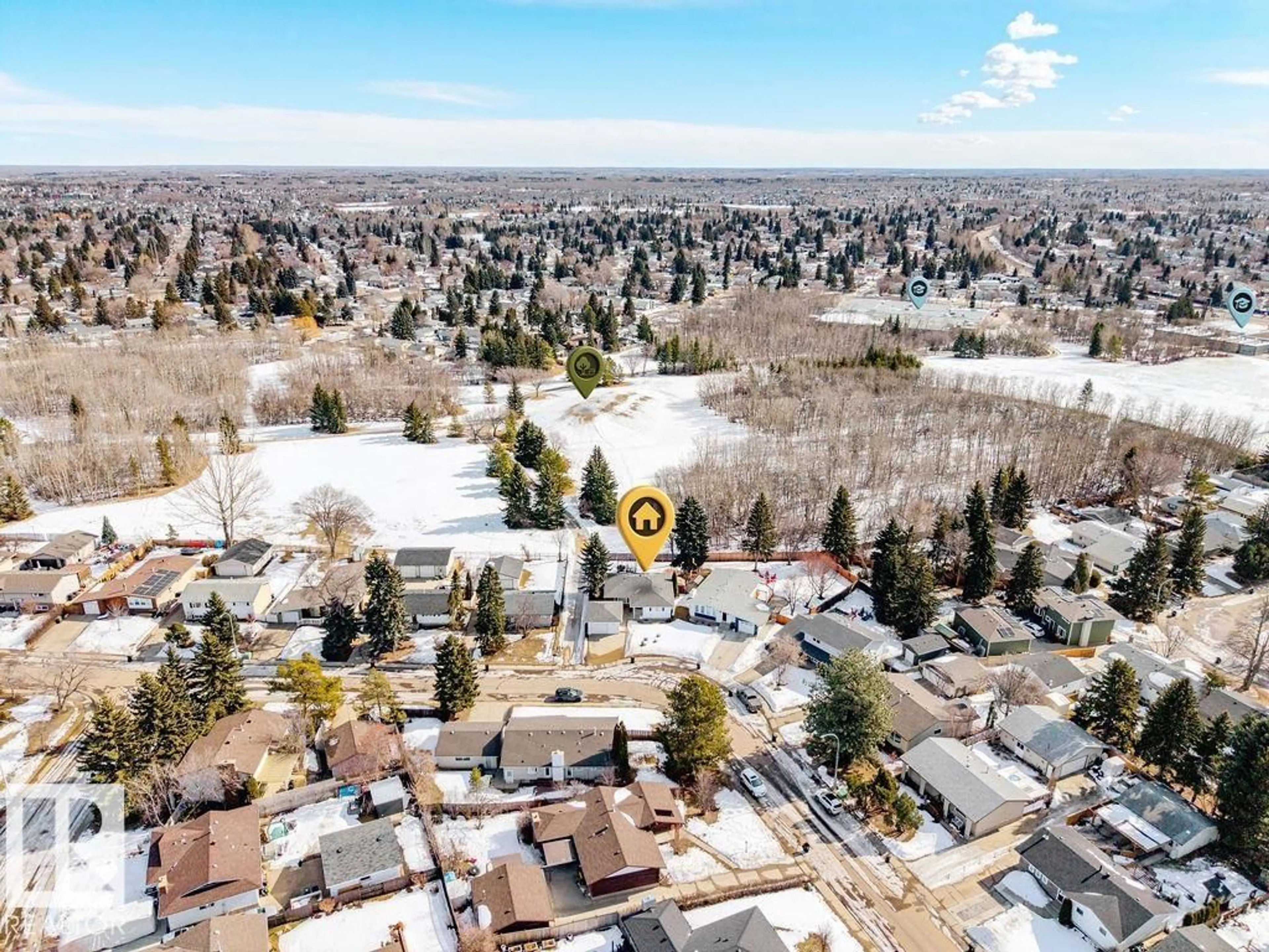 Unknown for 33 GARNET CR, Sherwood Park Alberta T8A2R7