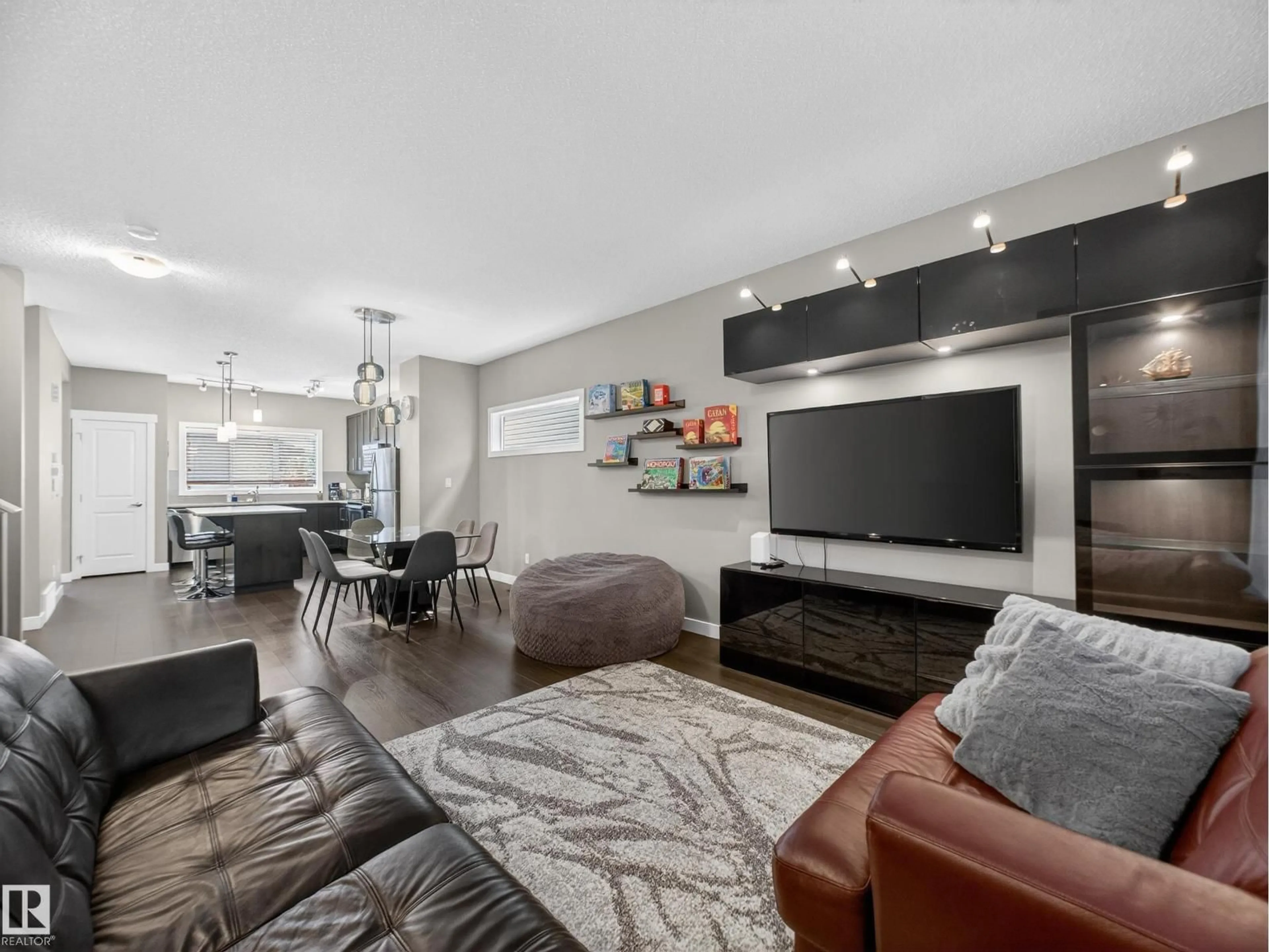 Unknown for 728 SECORD BV, Edmonton Alberta T5T7A8