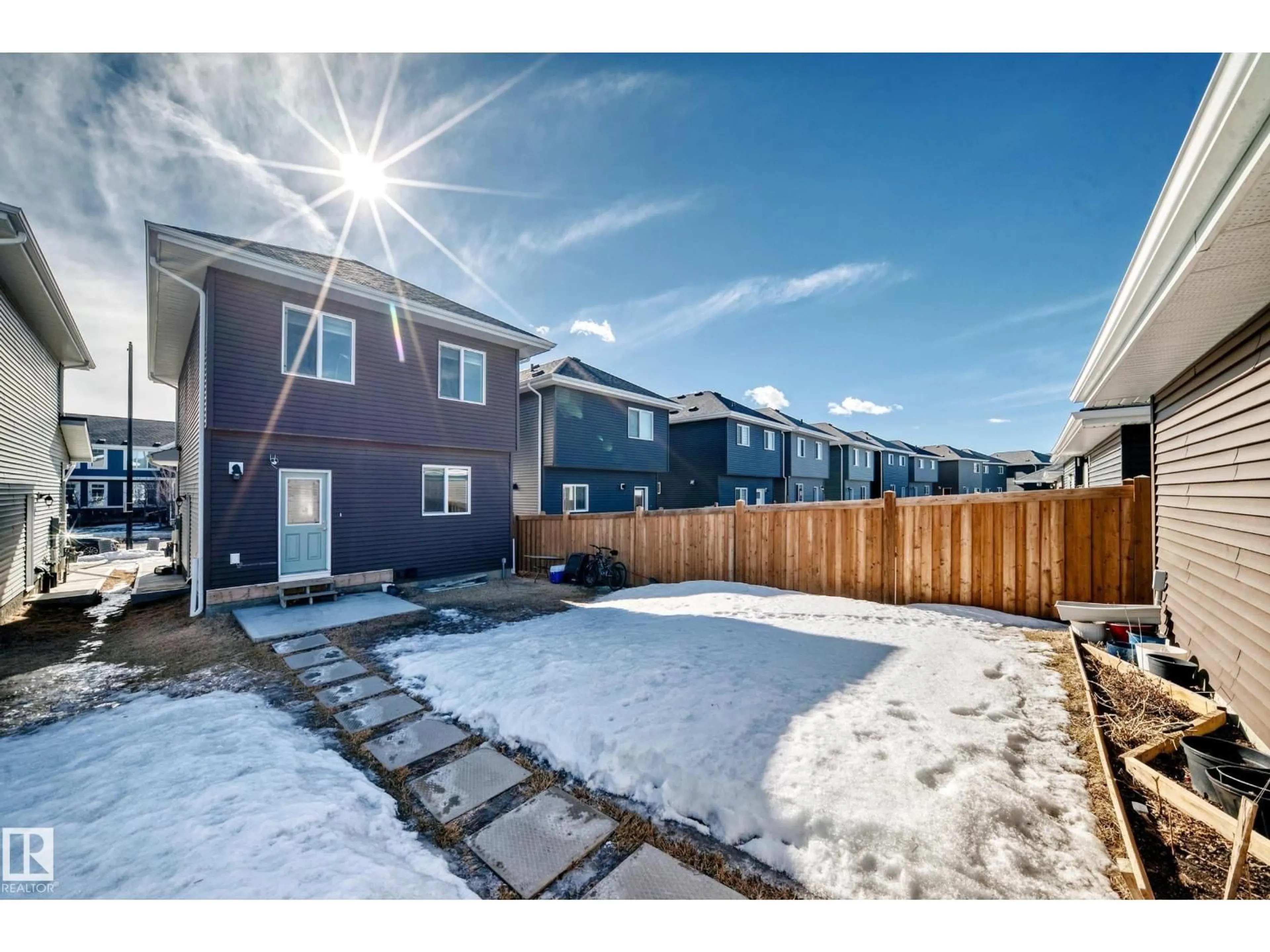 Unknown for 572 GLENRIDDING RAVINE DR, Edmonton Alberta T6W4P1