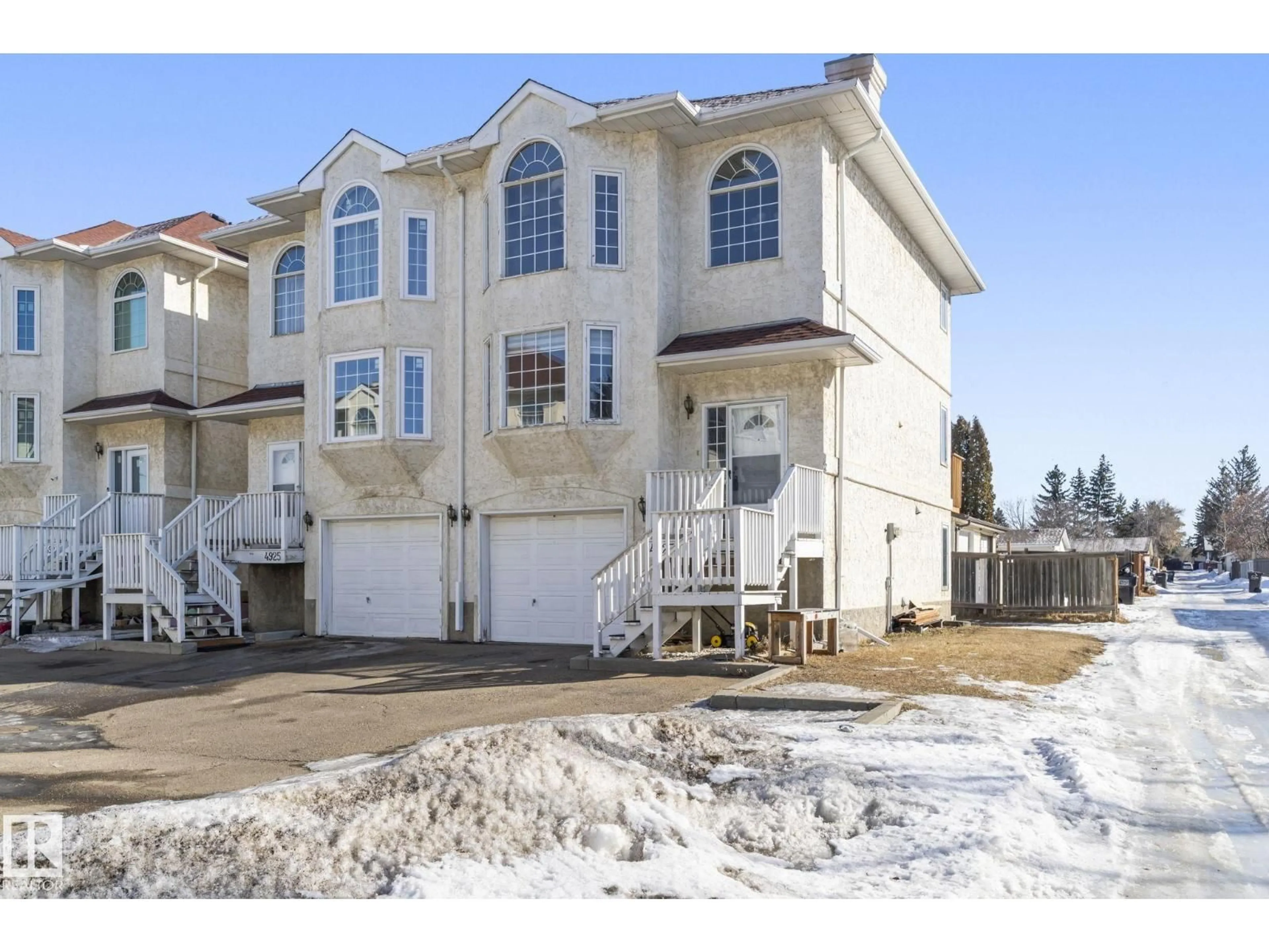 Unknown for 4927 19 AV, Edmonton Alberta T6L7C1