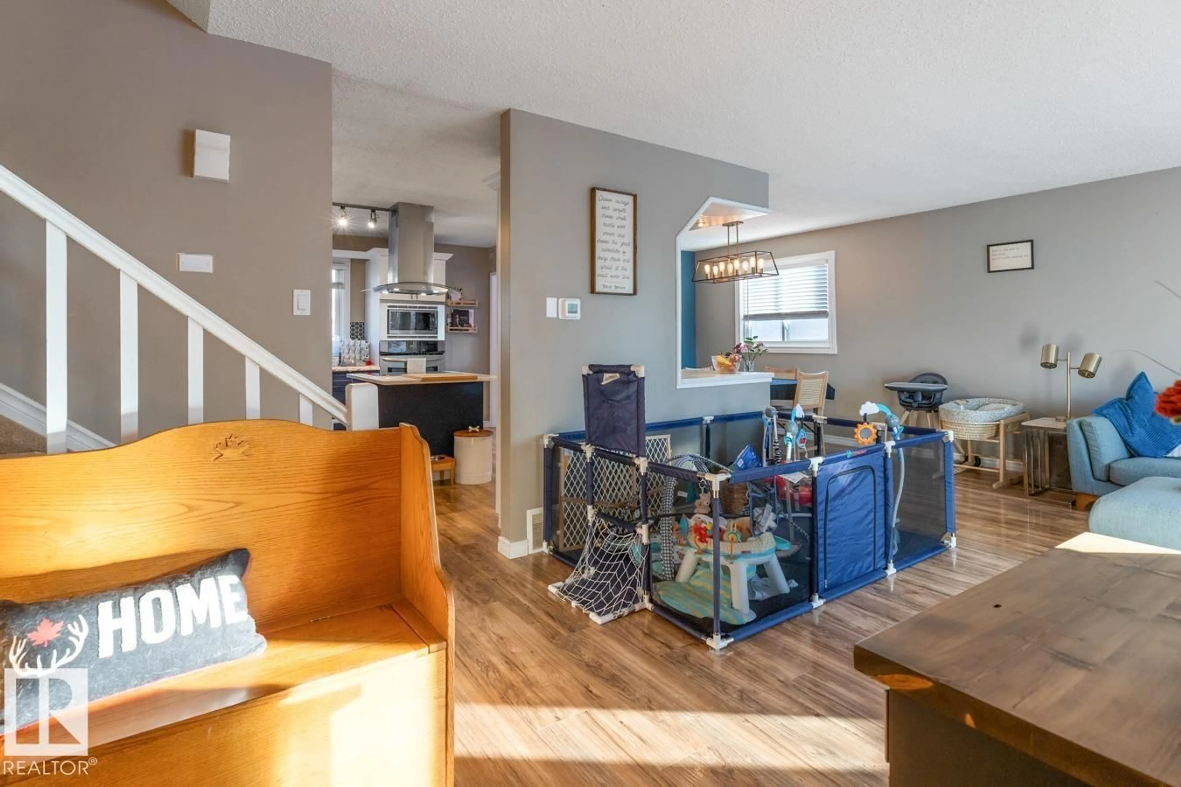 Open concept kitchen, unknown for 14 LESTER CR, St. Albert Alberta T8N2C1