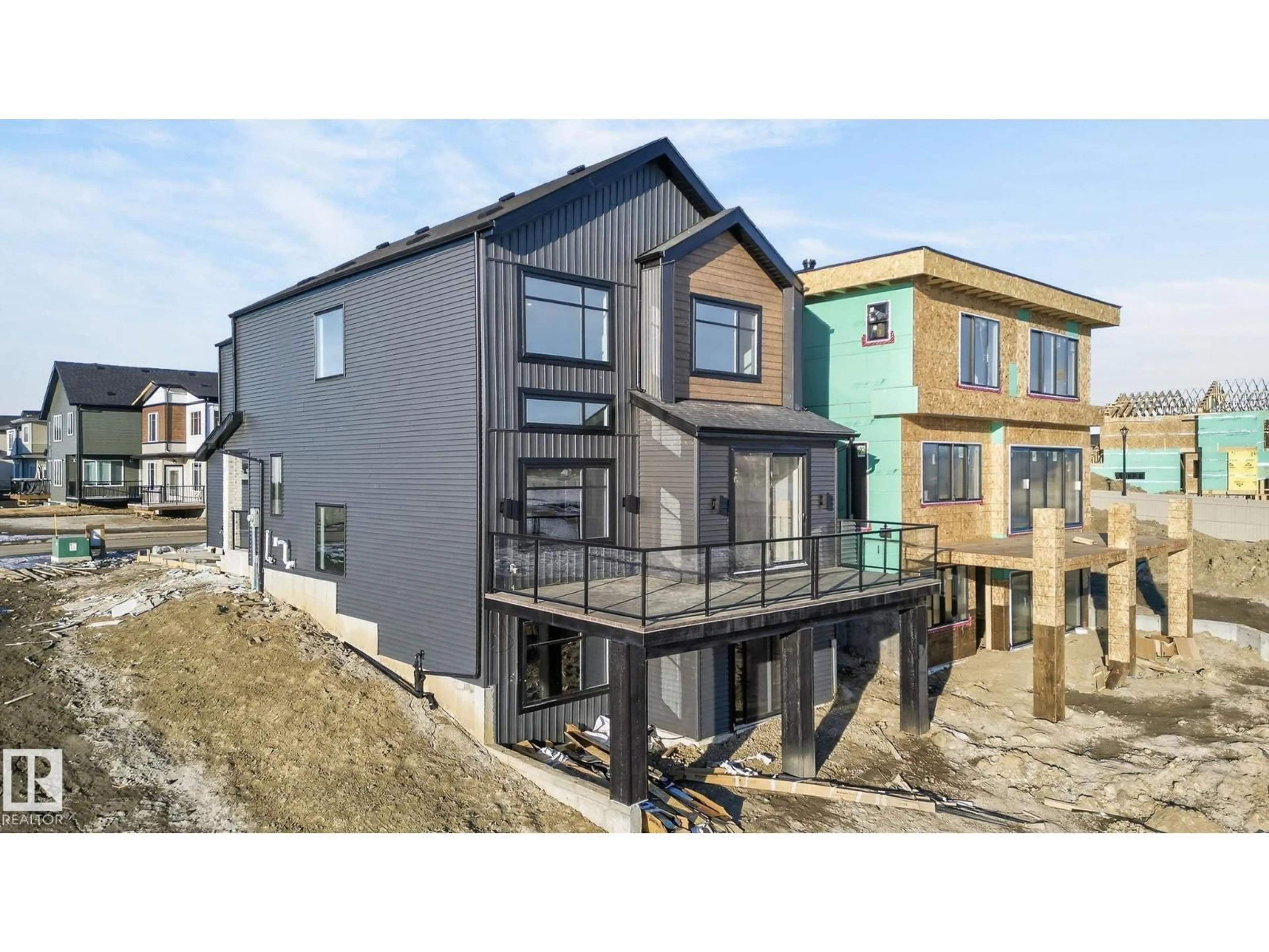 A pic from outside/outdoor area/front of a property/back of a property/a pic from drone, unknown for 8765 MAYDAY LANE, Edmonton Alberta T6X3E9