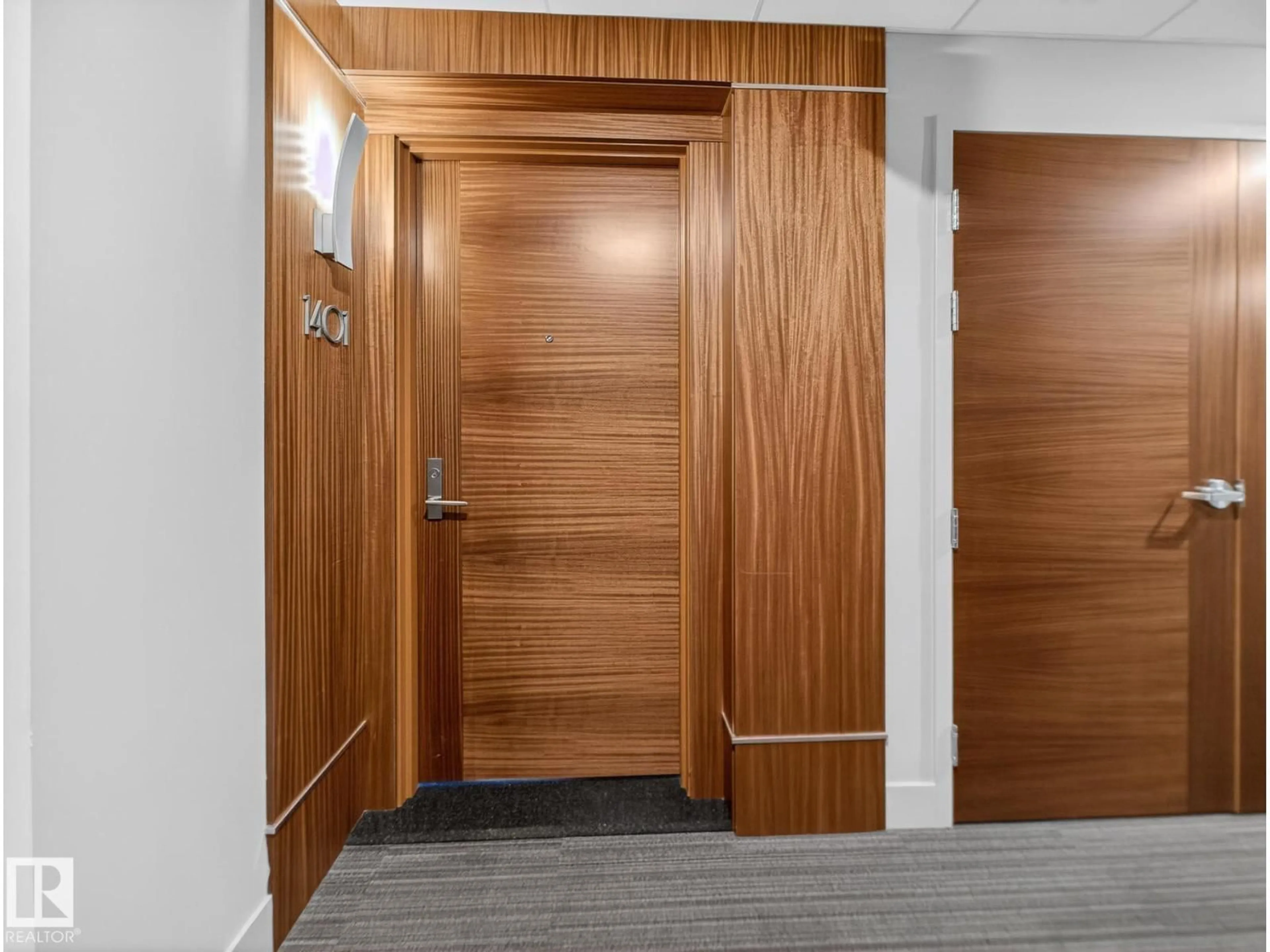 Indoor foyer for 1401 - 11969 JASPER AV, Edmonton Alberta T5K0P1
