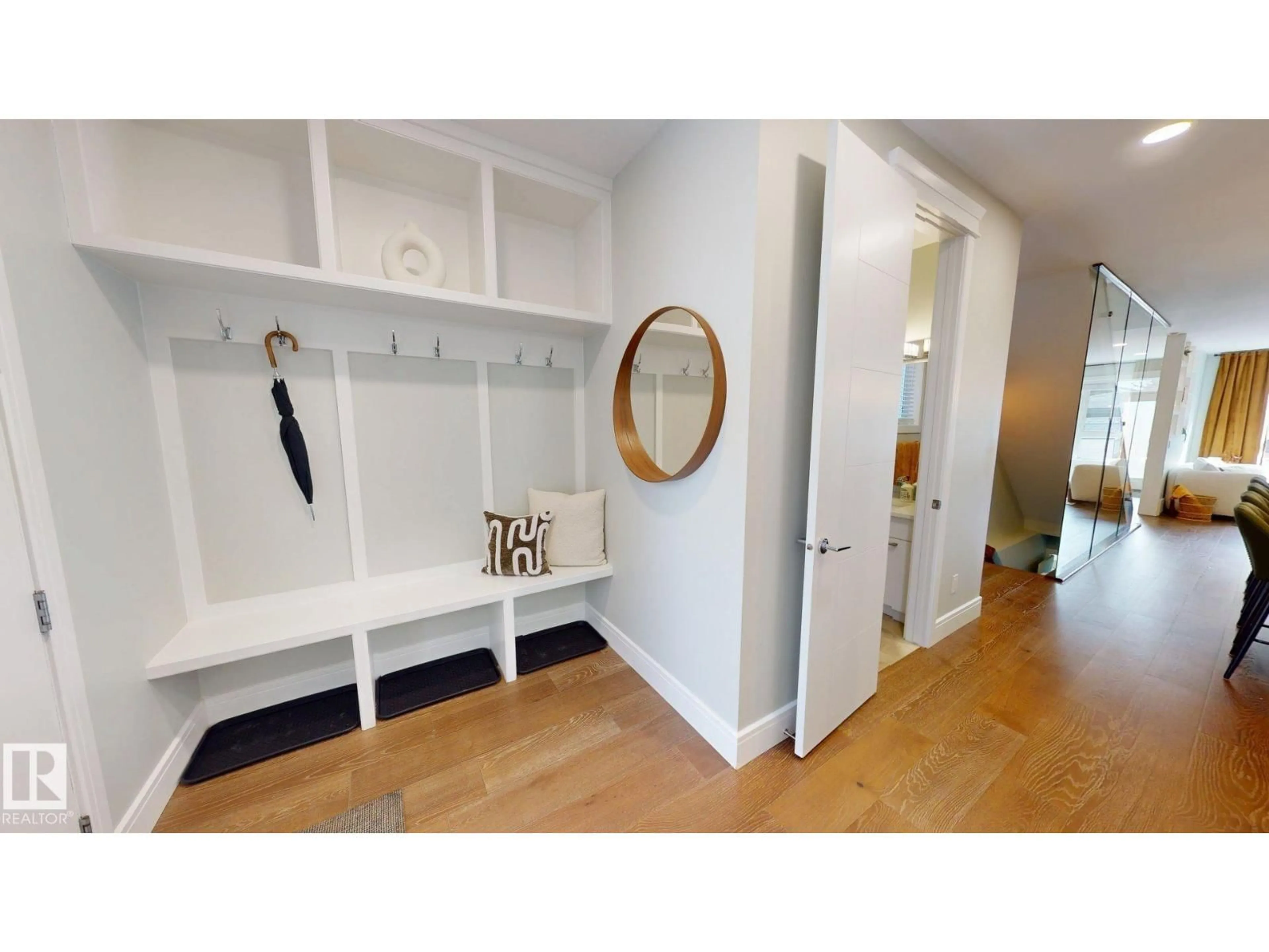 Indoor entryway for NW - 10615 136 ST, Edmonton Alberta T5N2G4