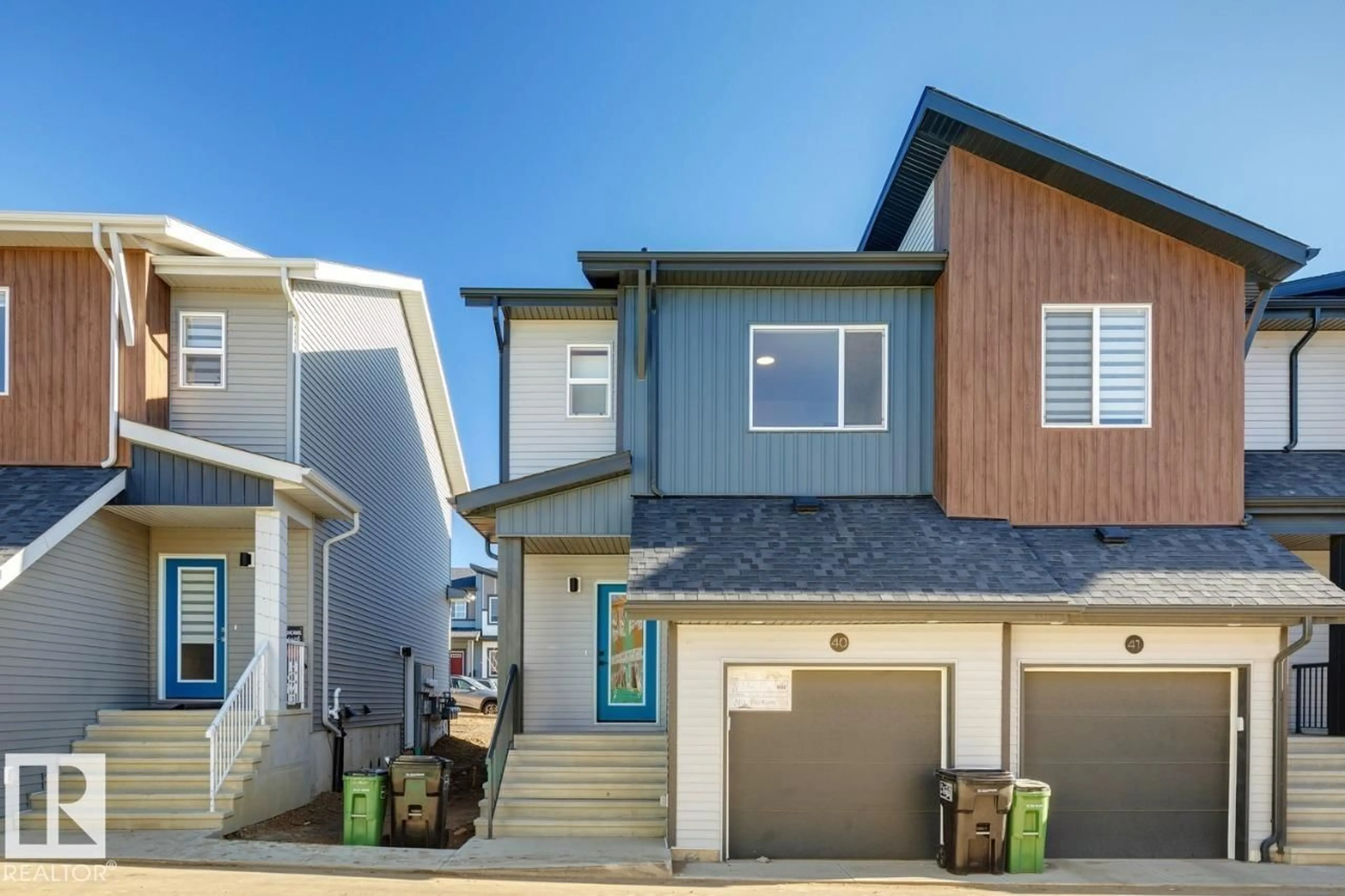 Home with vinyl exterior material, street for #46 - 710 MATTSON DR, Edmonton Alberta T6X1A3