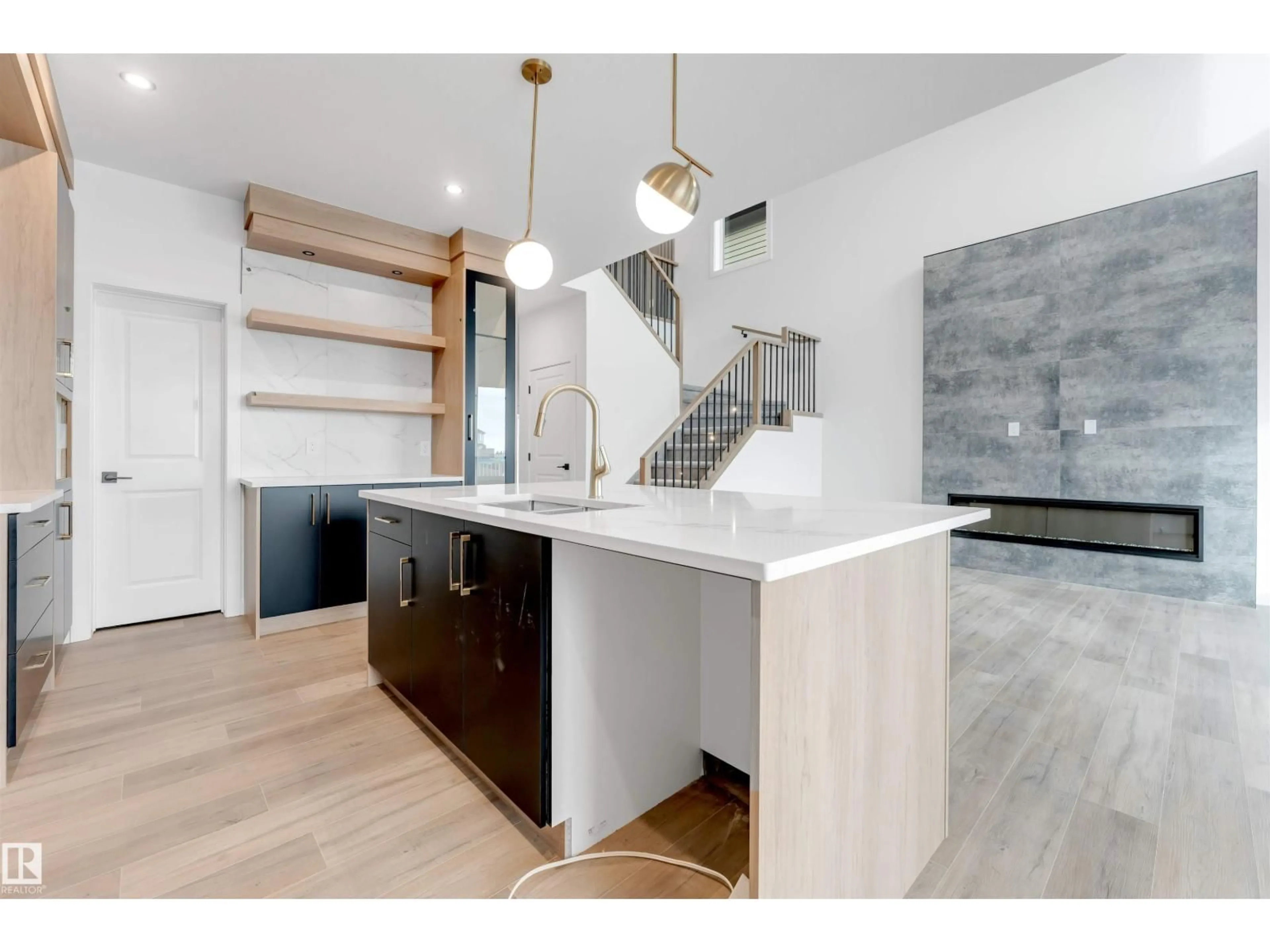 Open concept kitchen, unknown for 7 AXELWOOD CR, Spruce Grove Alberta T7X0Y3