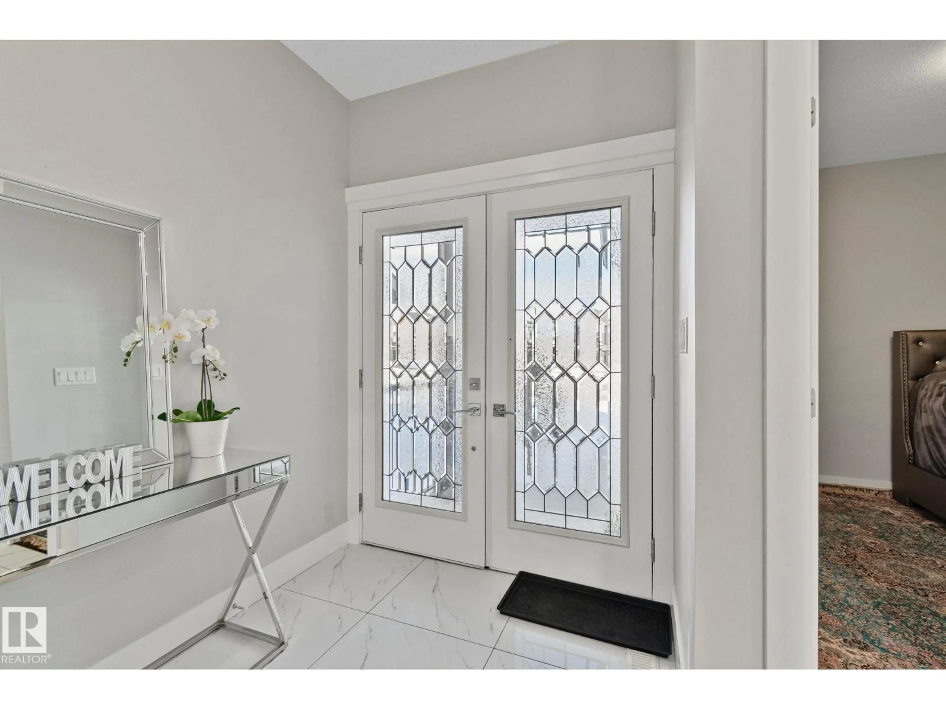 Indoor entryway for SW - 1611 158 ST, Edmonton Alberta T6W3E6