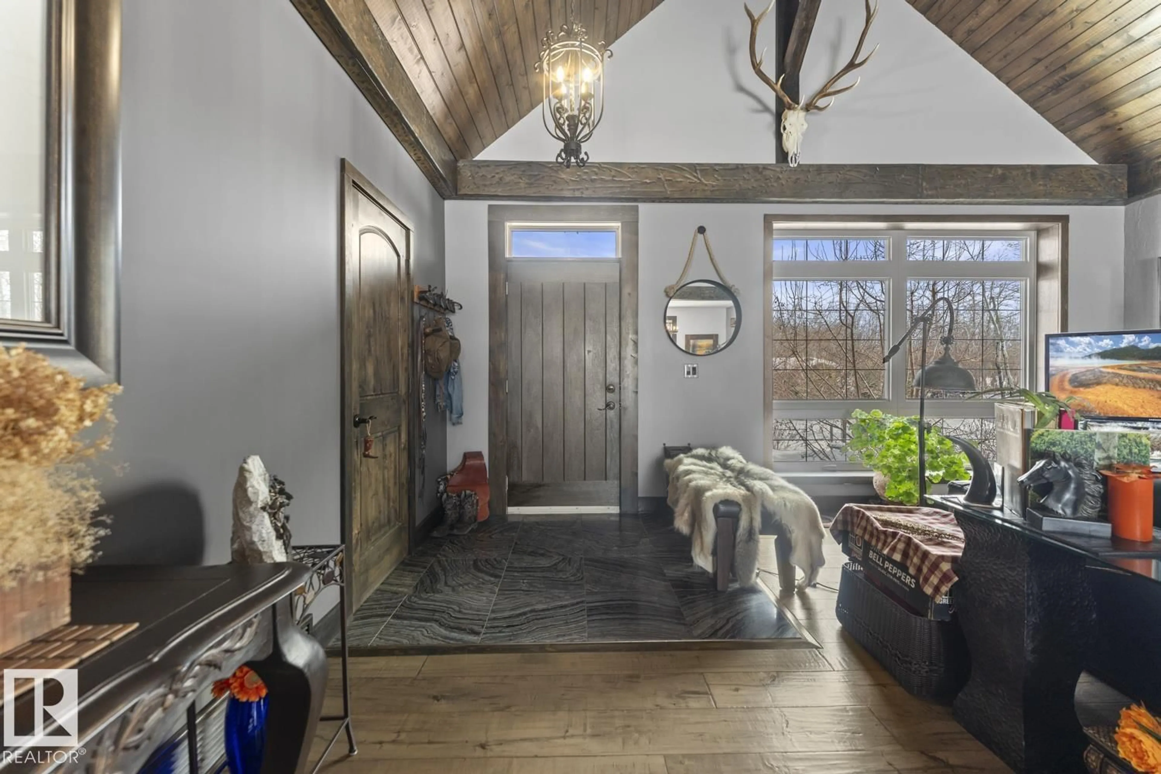 Indoor entryway for 62312 RR 421, Rural Bonnyville M.D. Alberta T0A0T0