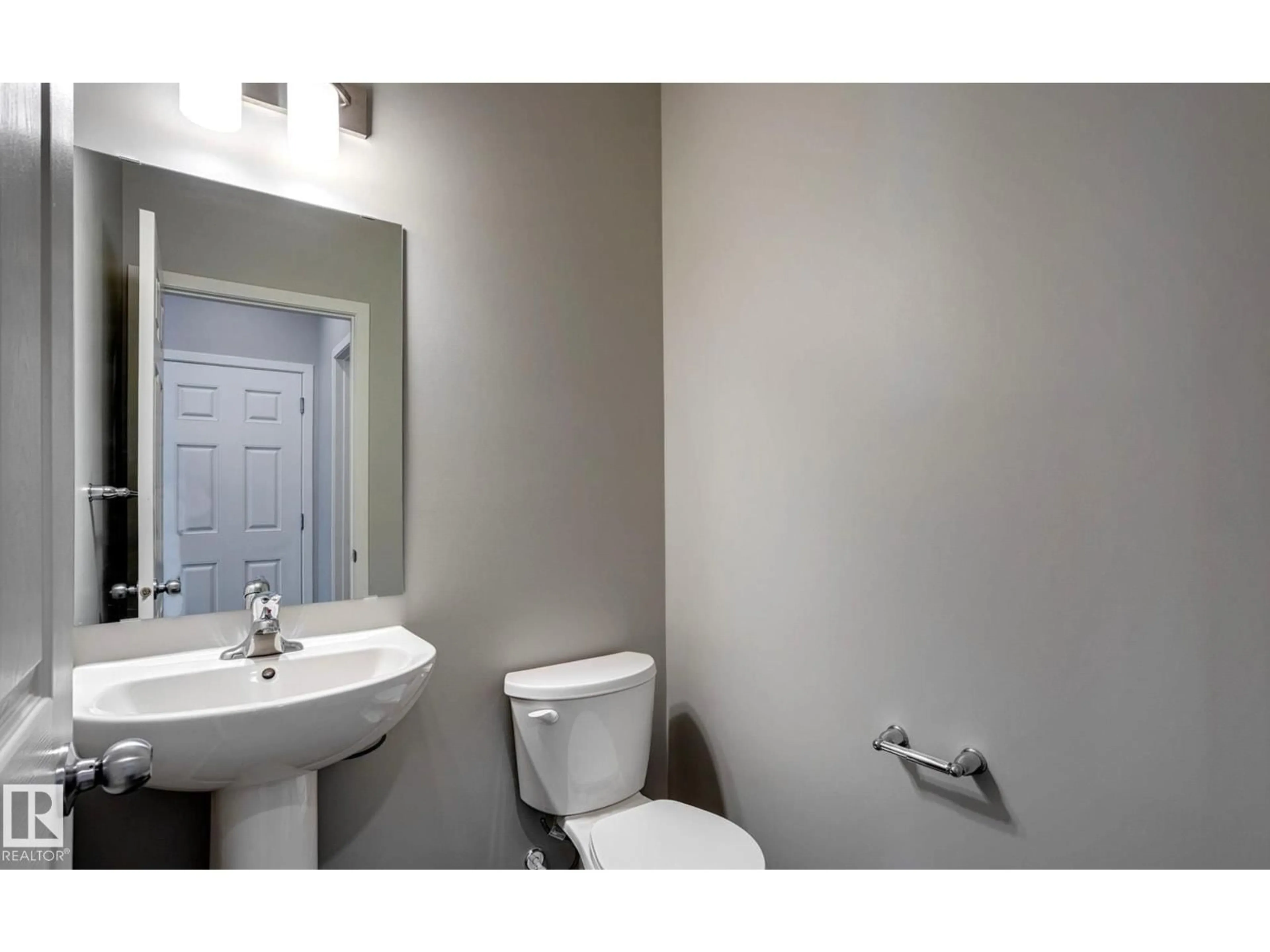 Standard bathroom, unknown for NW - 2250 193A ST, Edmonton Alberta T6M3B7