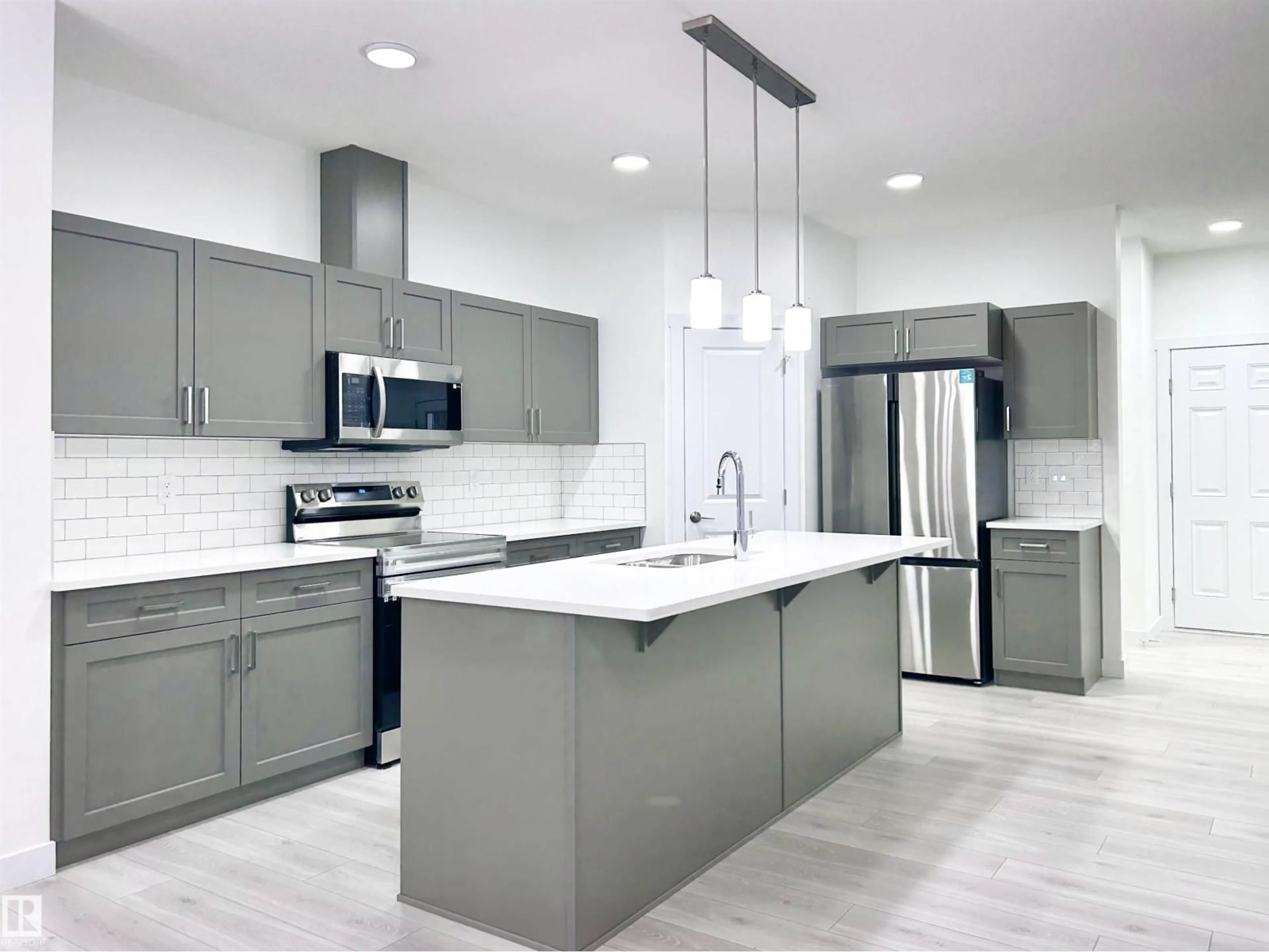 Contemporary kitchen, ceramic/tile floor for 19634 29 AV, Edmonton Alberta T6M1M2