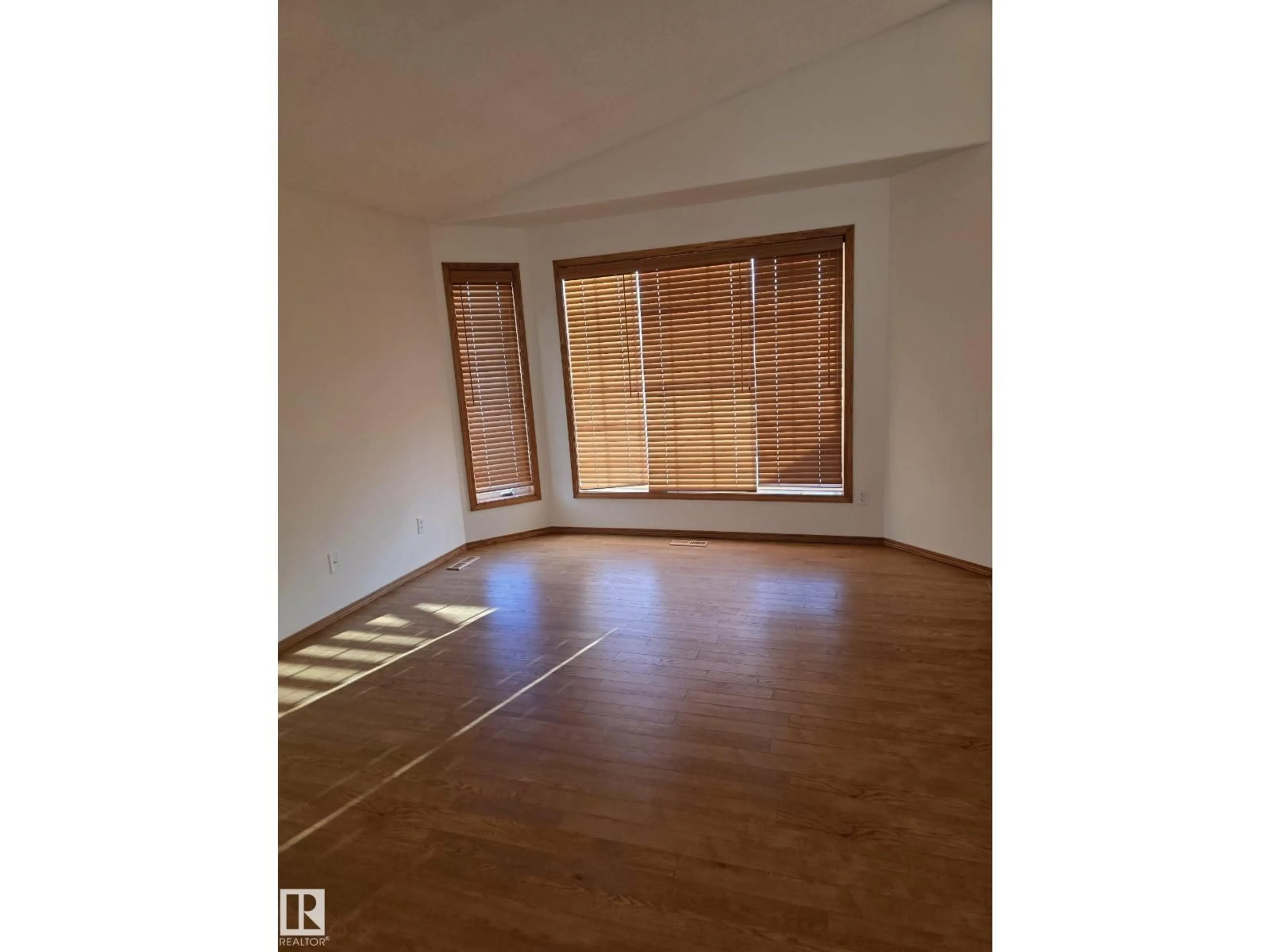 A pic of a room for 15 OLMSTEAD CT, St. Albert Alberta T8N6R5