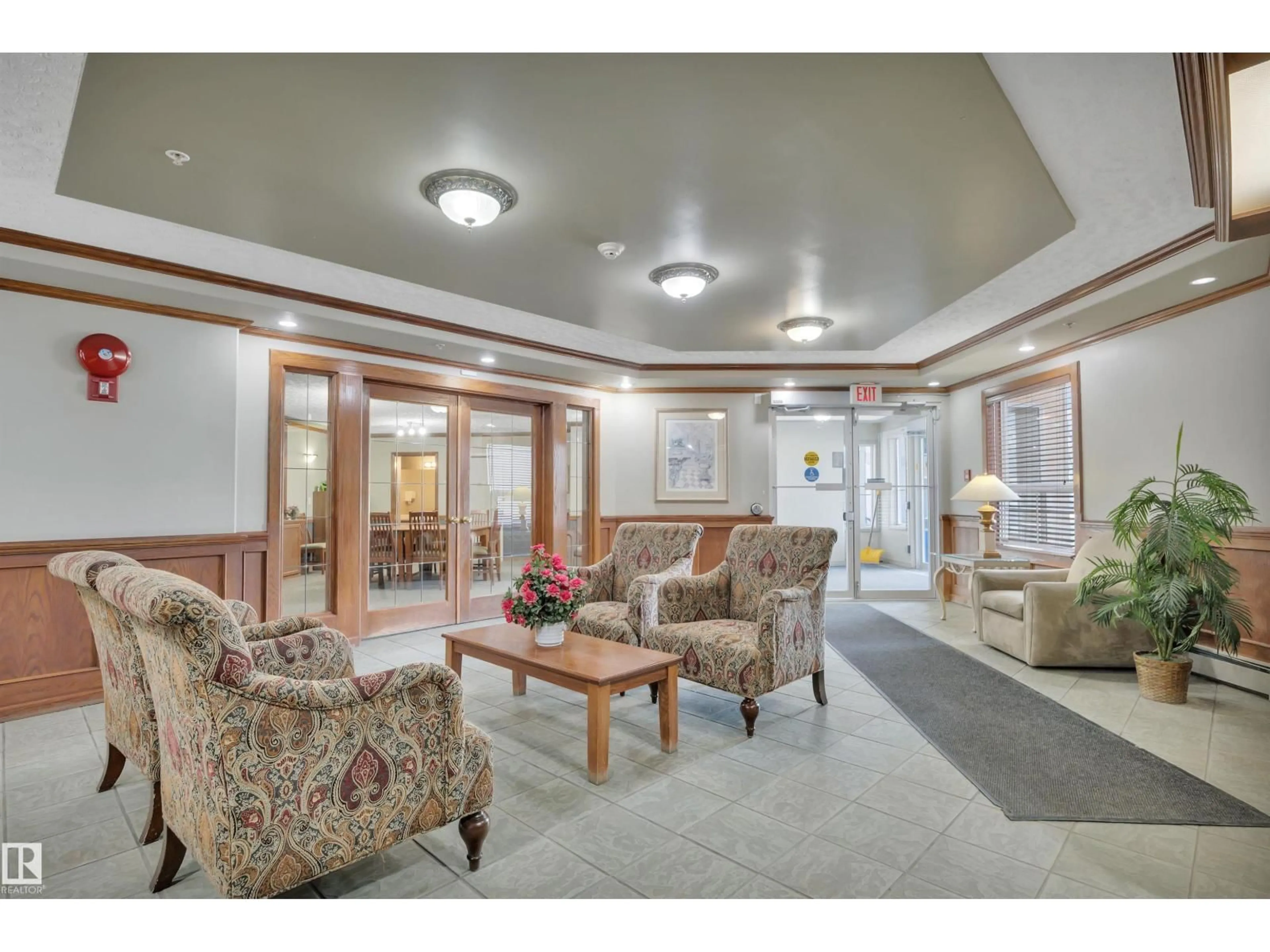 Lobby for 330 - 9704 174 STREET NW, Edmonton Alberta T5T6J4