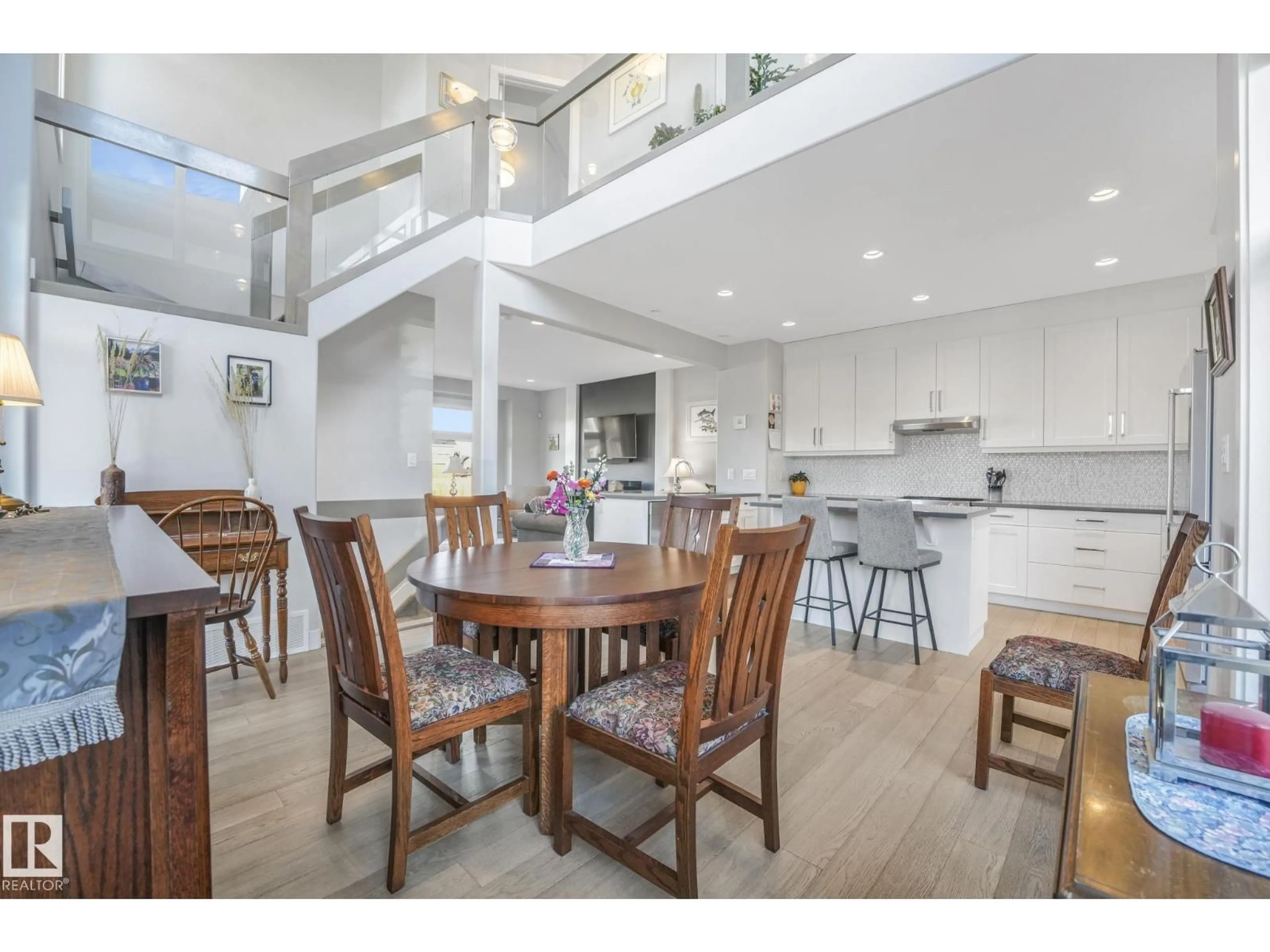 Open concept kitchen, unknown for 173 HAYS RIDGE BV, Edmonton Alberta T6W4G6