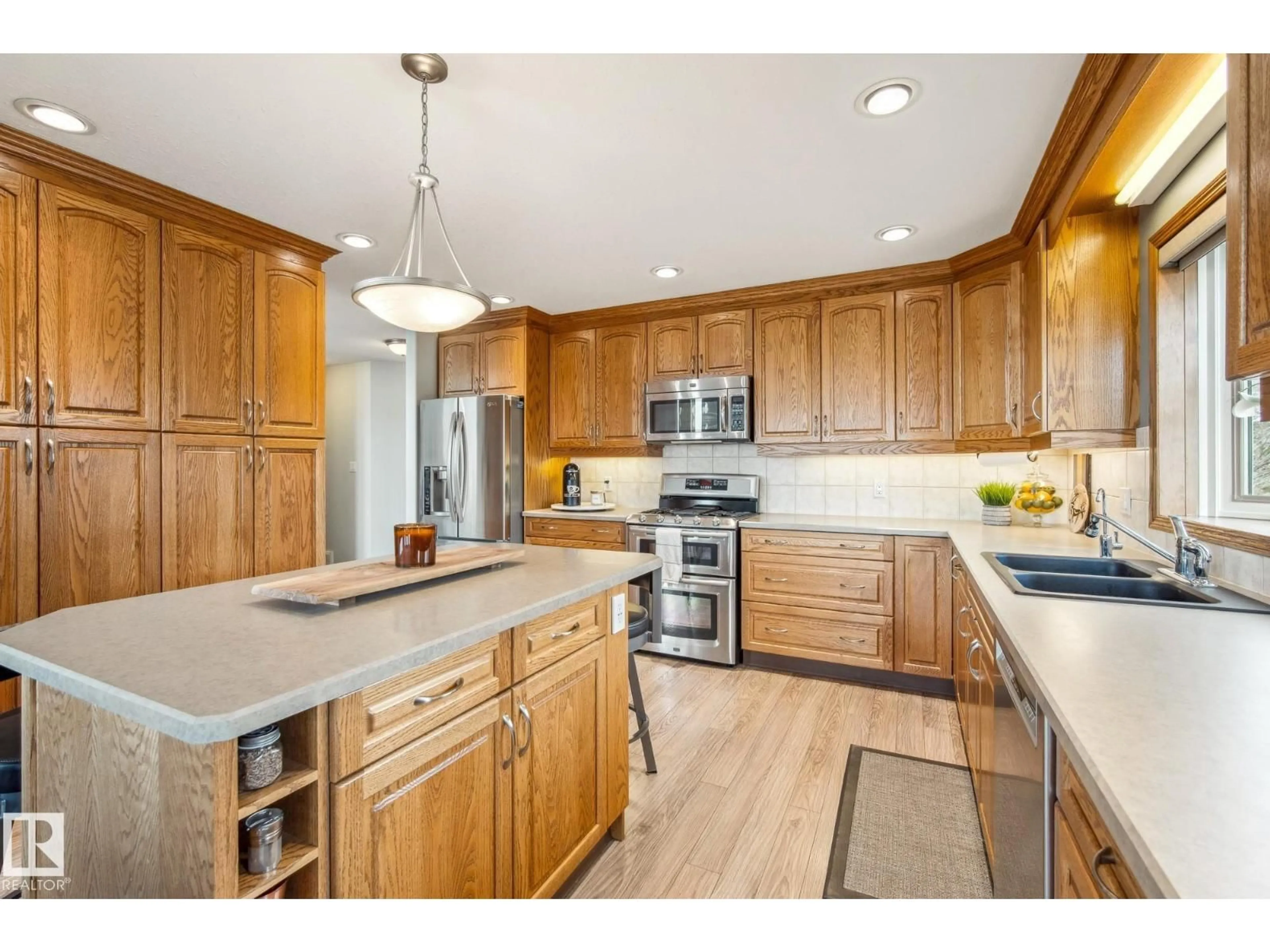 Open concept kitchen, unknown for 47257 HWY 771, Rural Wetaskiwin County Alberta T0C2V0