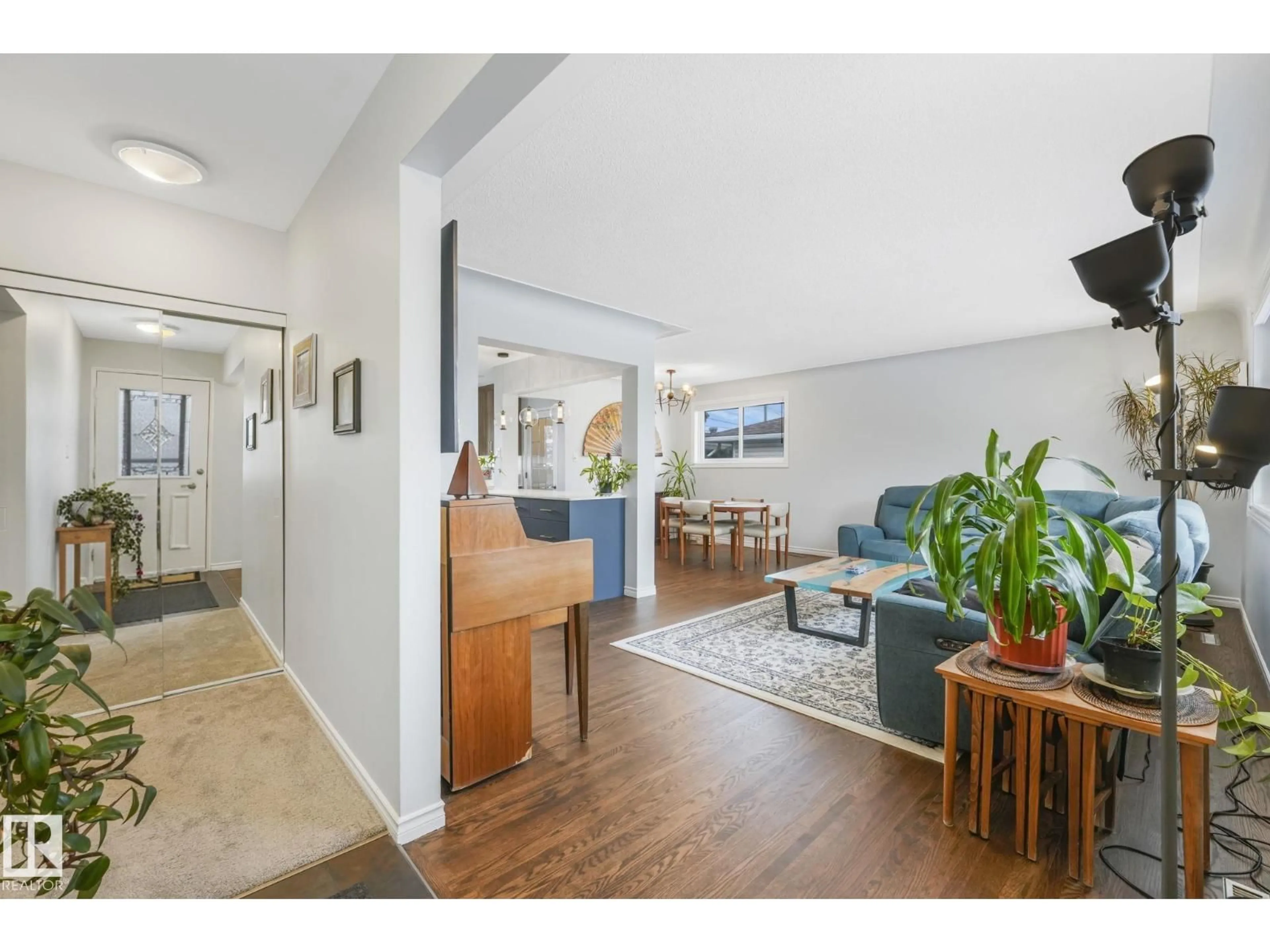 Unknown for 9508 OTTEWELL RD, Edmonton Alberta T6B2E5