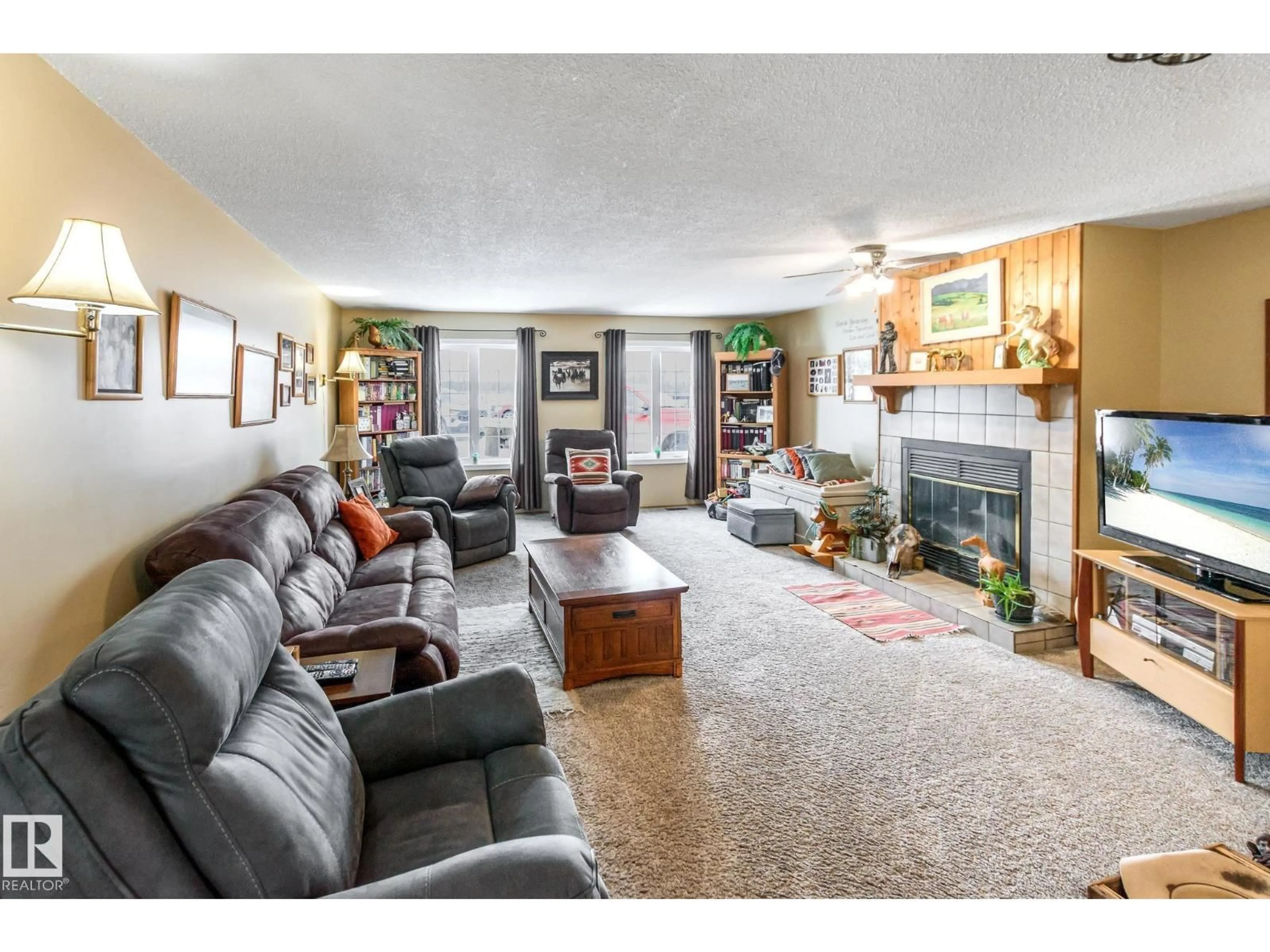 Living room with furniture, unknown for 60429 RGE RD 461, Rural Bonnyville M.D. Alberta T9N2H1