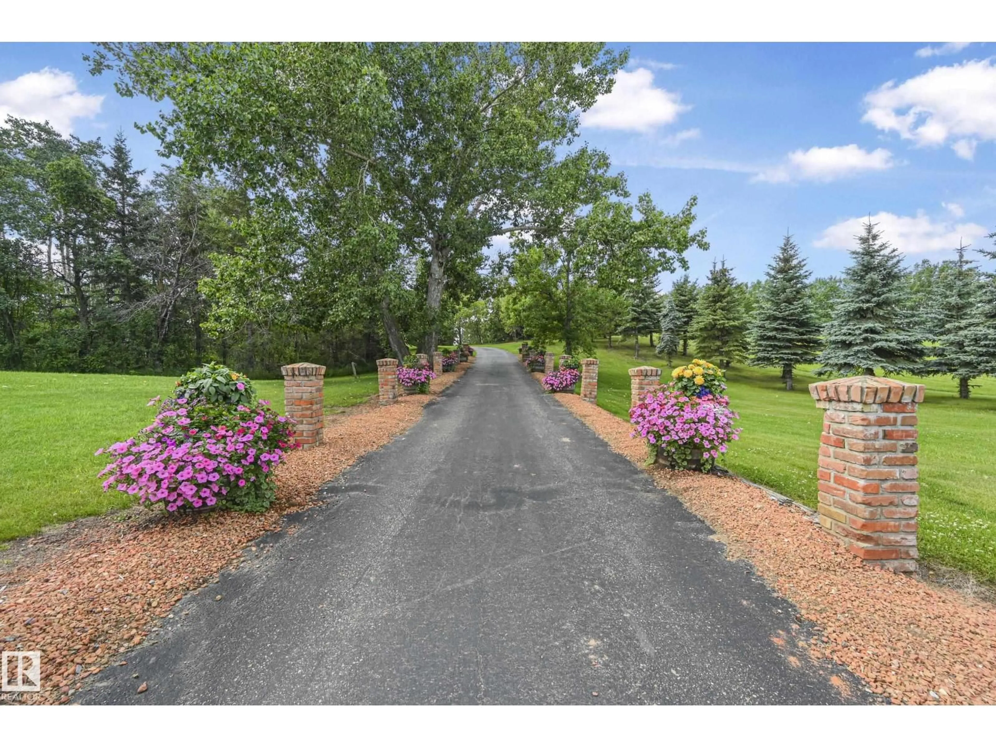 Unknown for 11 - 474012 RGE ROAD 242, Rural Wetaskiwin County Alberta T0C1Z0