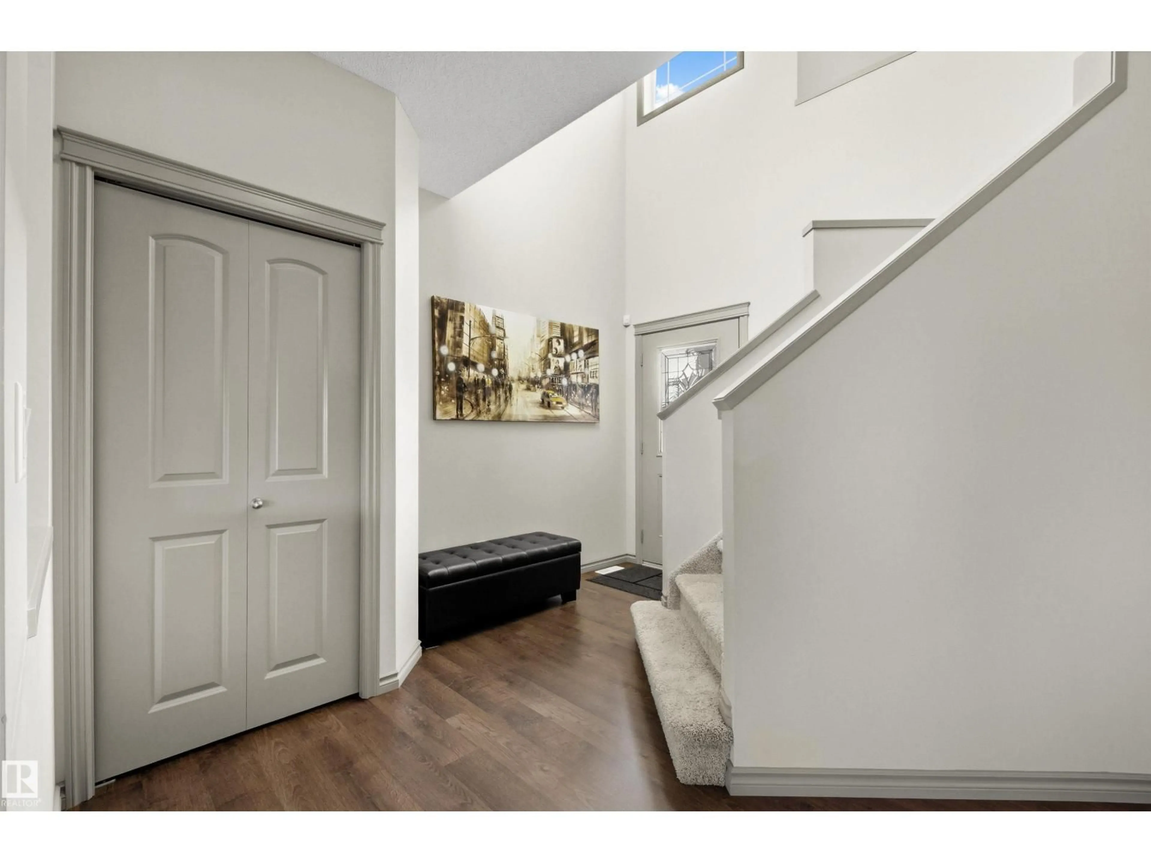 Indoor entryway for 5860 168 AV, Edmonton Alberta T5Y0N3