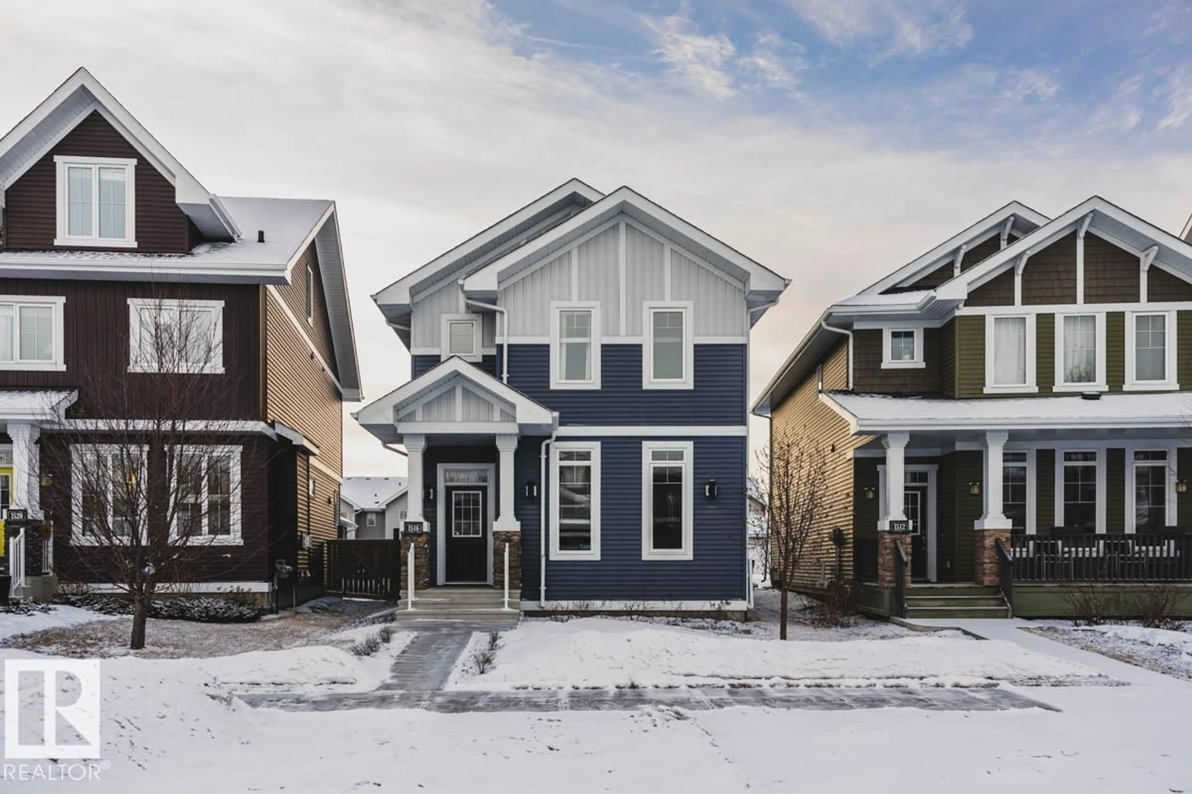 Home with vinyl exterior material, street for SW - 1516 165 ST, Edmonton Alberta T6W2Z7