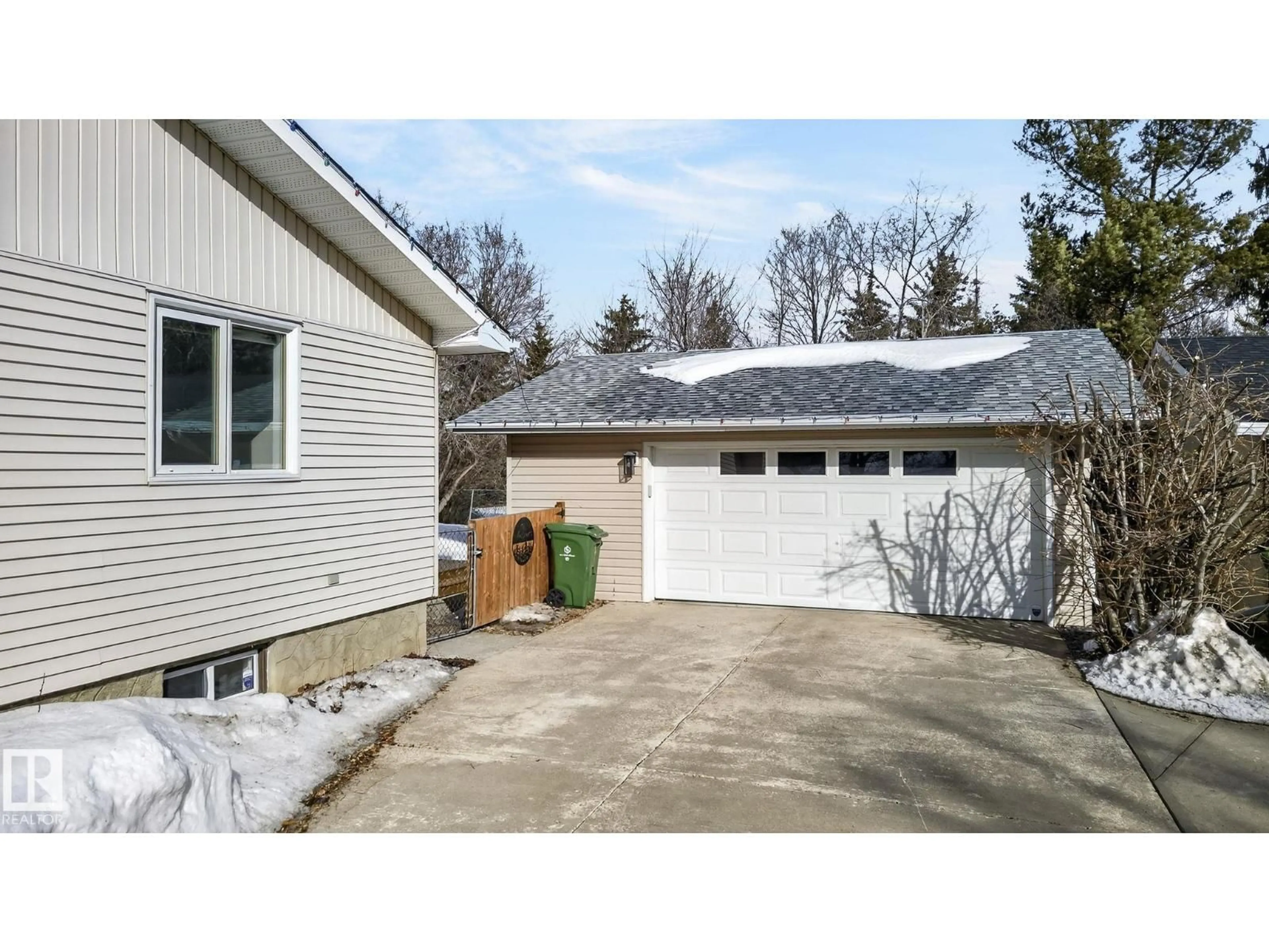 Unknown for 9110 98 AV, Fort Saskatchewan Alberta T8L1G6