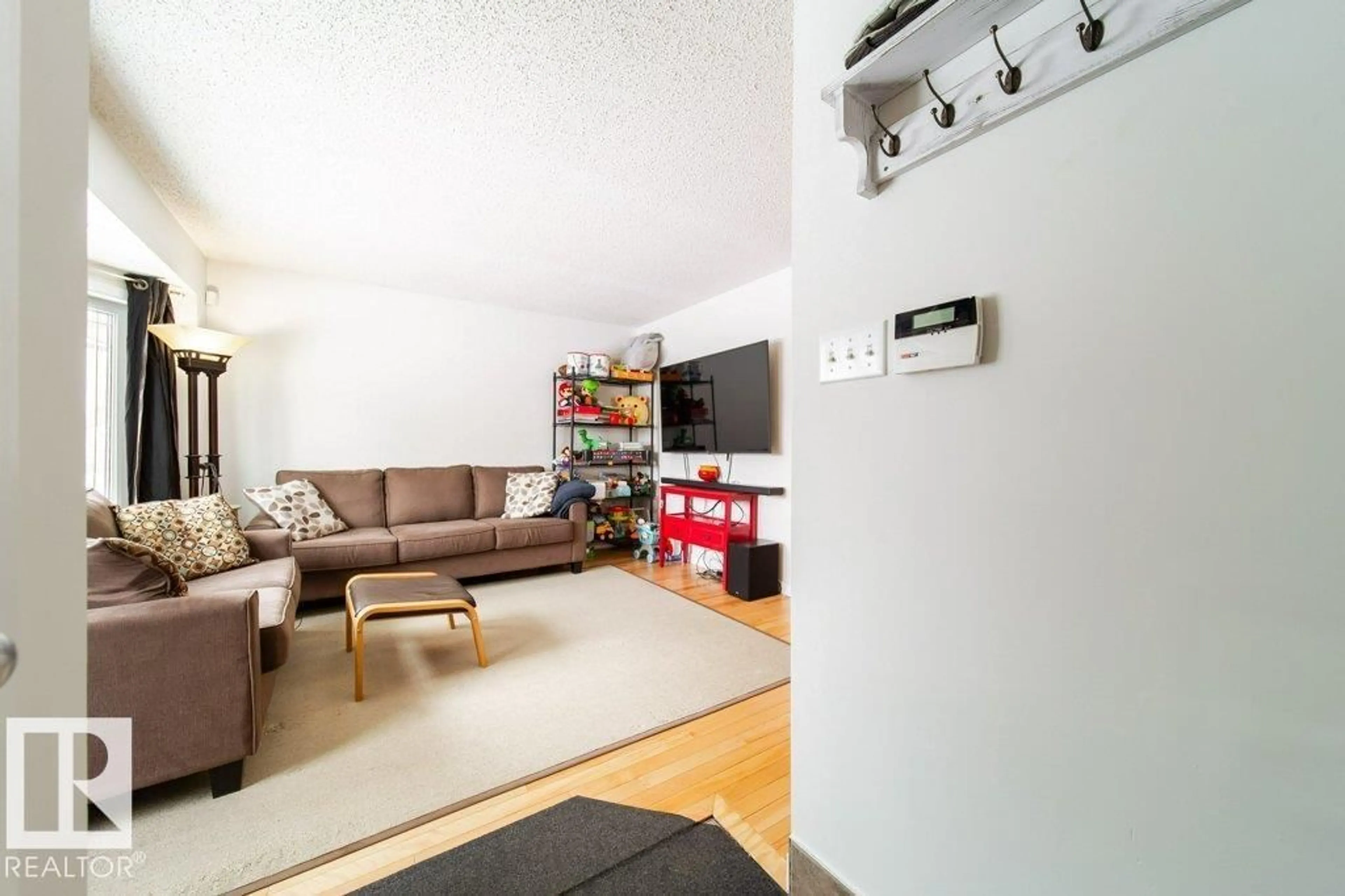 Living room with furniture, unknown for NW - 15626 84 ST, Edmonton Alberta T5Z2N8