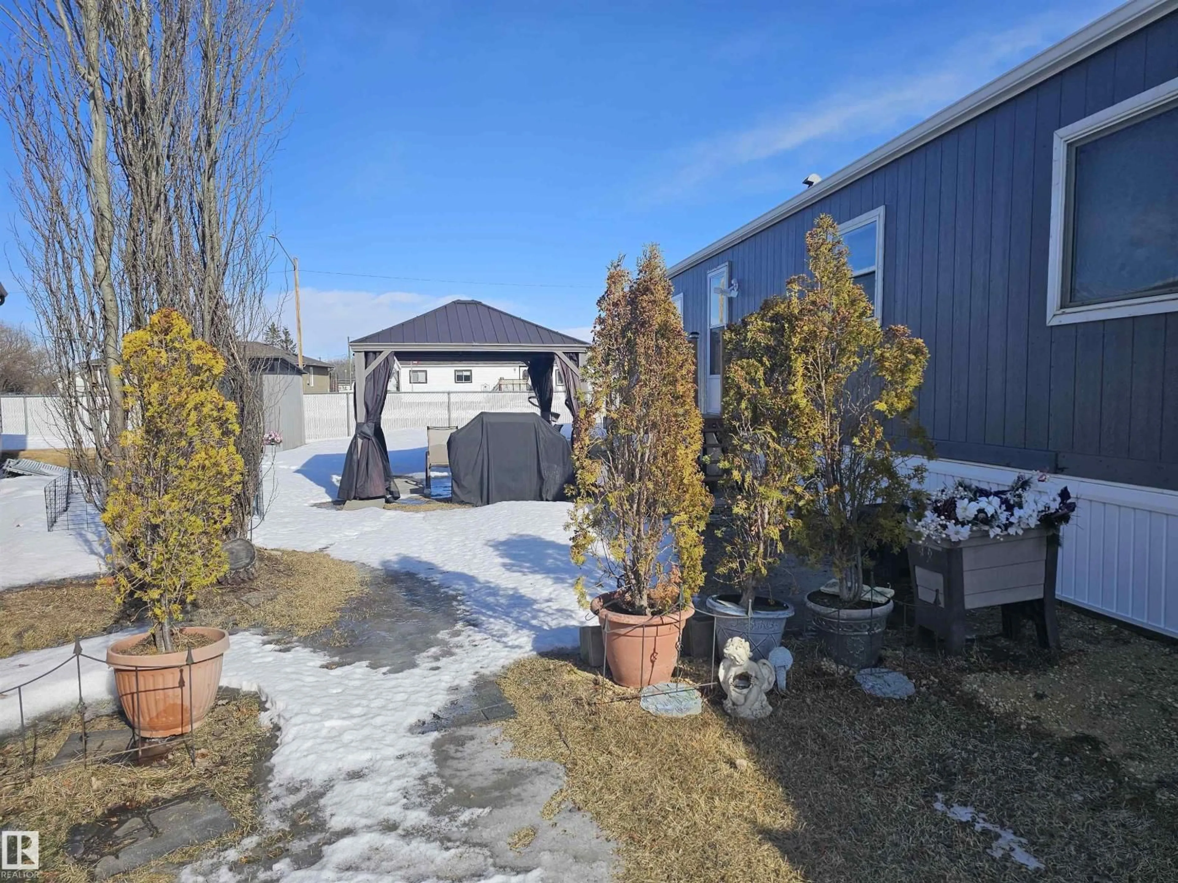 Shed for 94 - 4819 51 AVE, Millet Alberta T0C1Z0